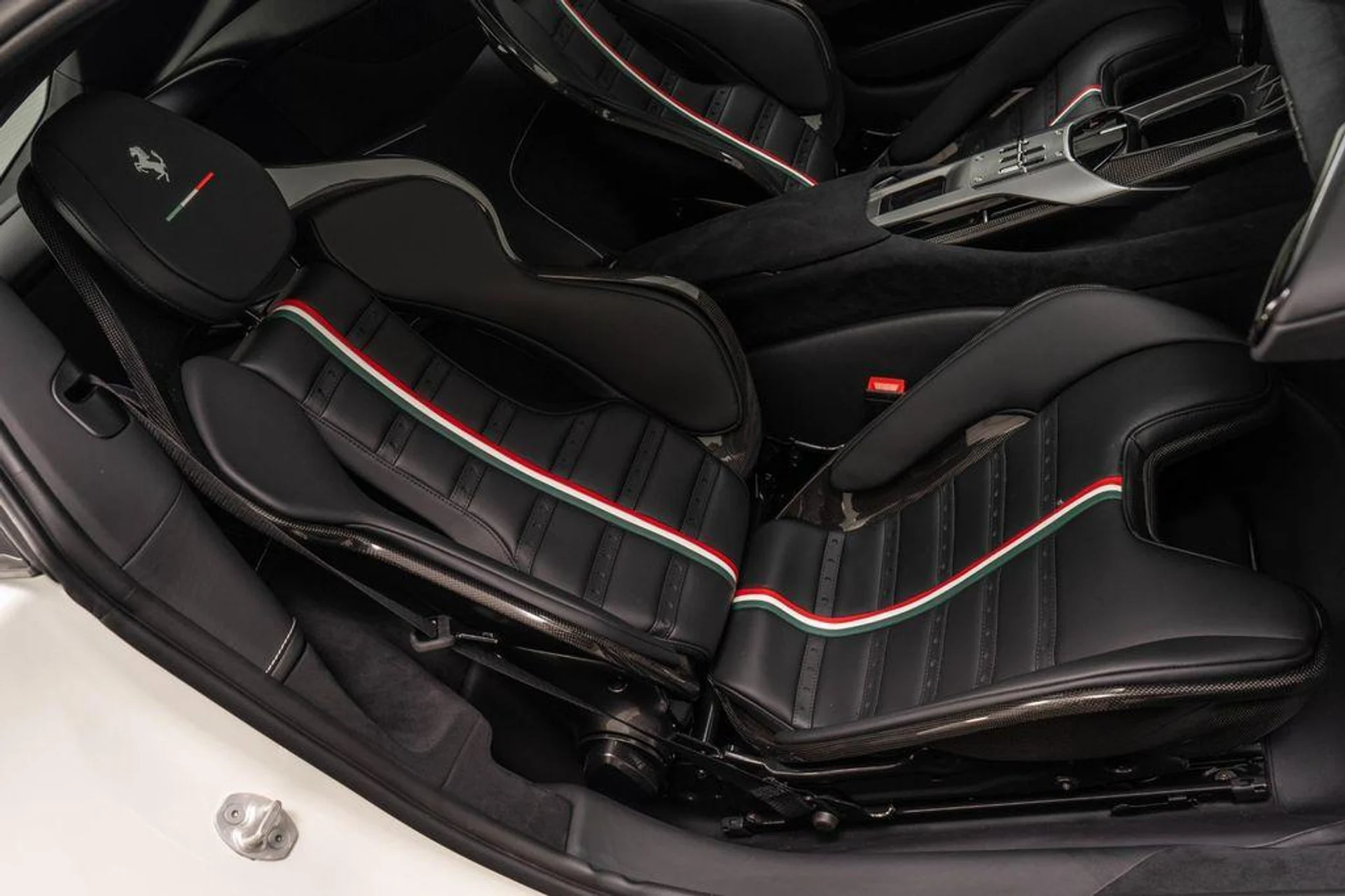 mph024_3657466534_G_Pyv_E_Jv_Z0_O_Kfx_E3r_Ve_I_Jaj_suvk_6e154137e2