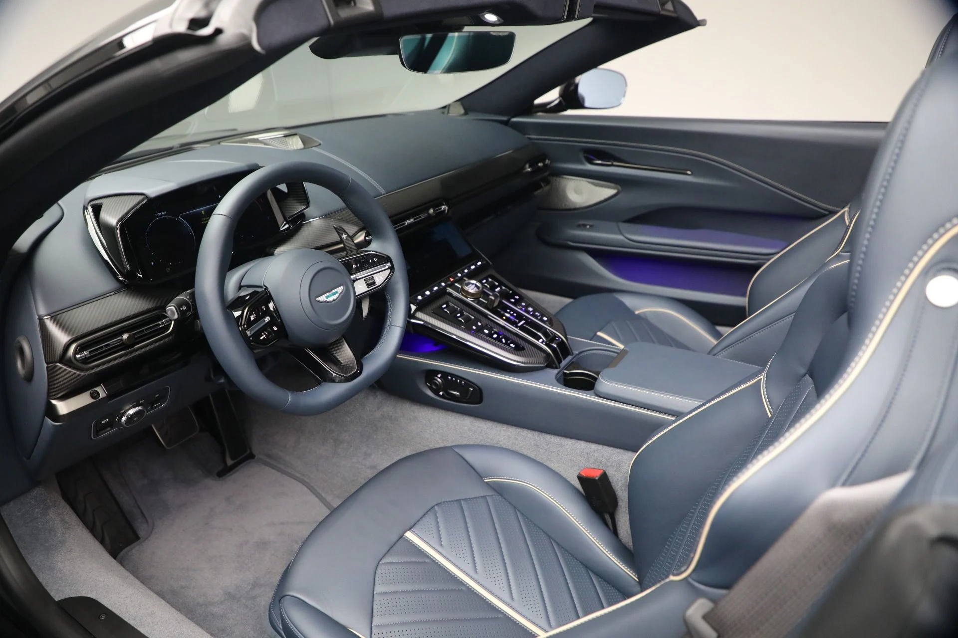 mph024_3664062582_New_2026_Aston_Martin_Vantage_S_Roadster_1787407546_490218c1d4