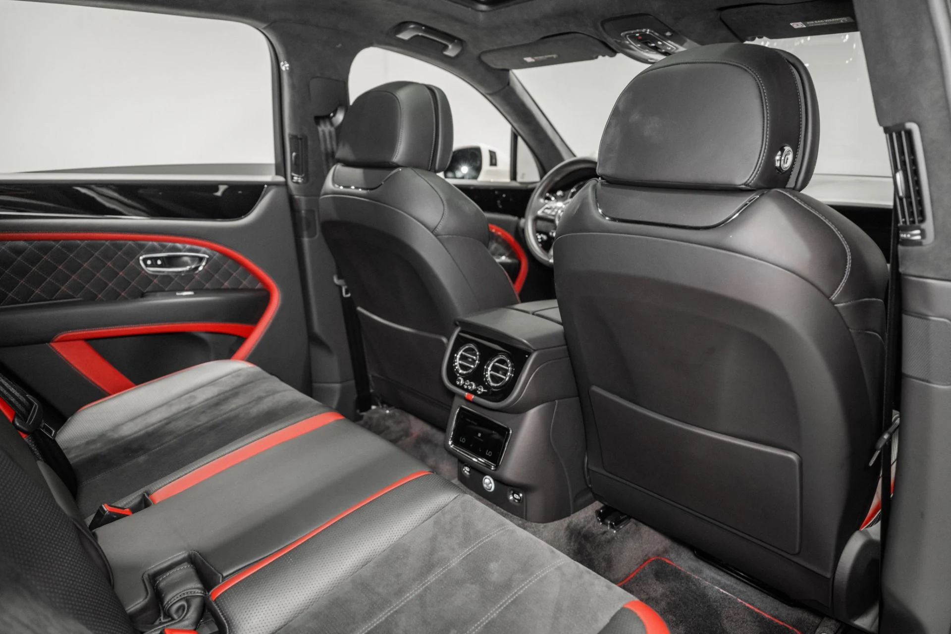 mph024_3664288662_Used_2021_Bentley_Bentayga_Speed_1773163710_716716bb4c