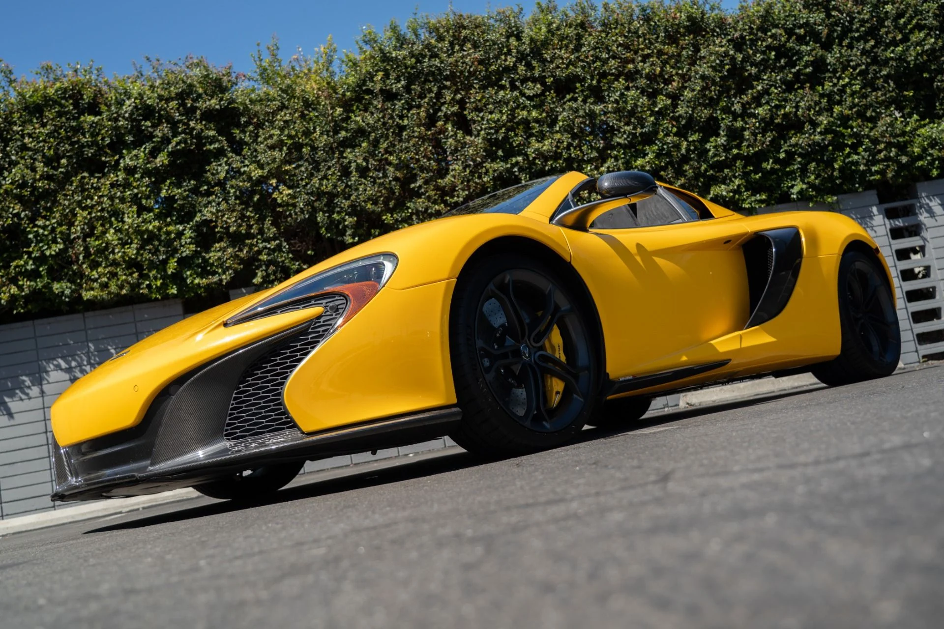 mph024_3664674894_Used_2016_Mc_Laren_650_S_Spider_1757368630_c93011fc85