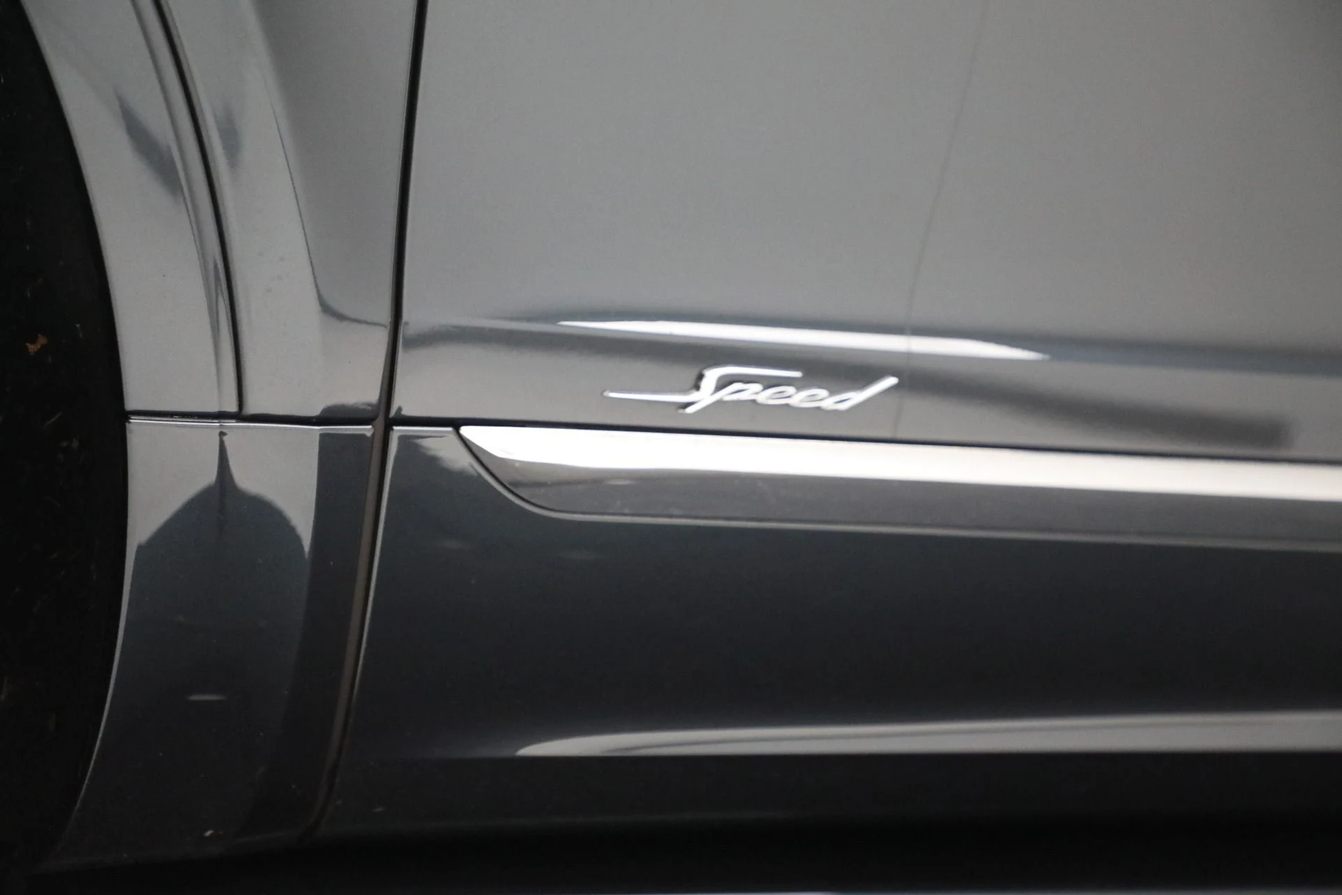 mph024_3665292624_Used_2021_Bentley_Bentayga_Speed_1699298387_069013bf8d