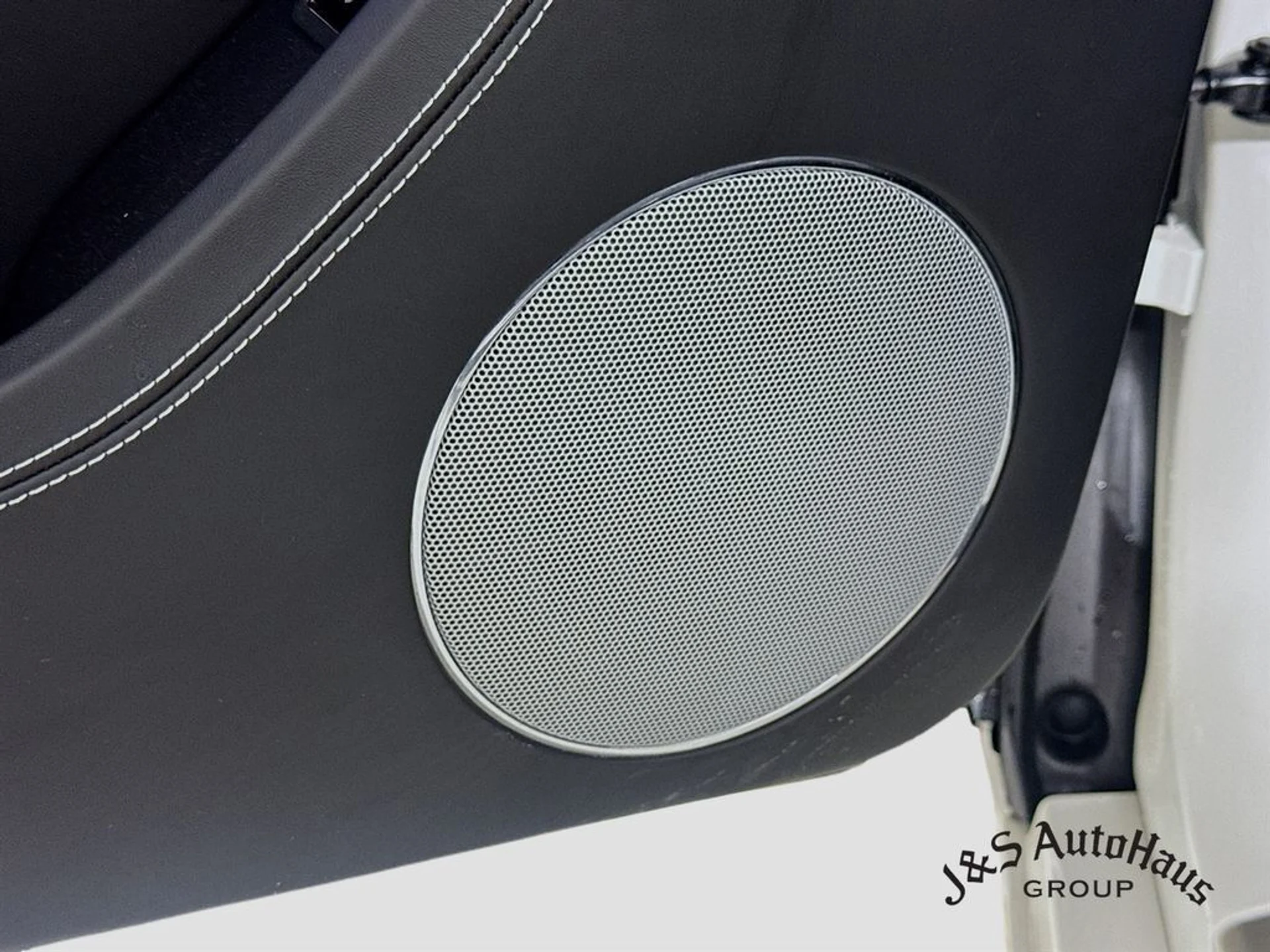 mph024_3665822545_yfin780d6ke3i1g2n14frthx4uml_96b3c13729