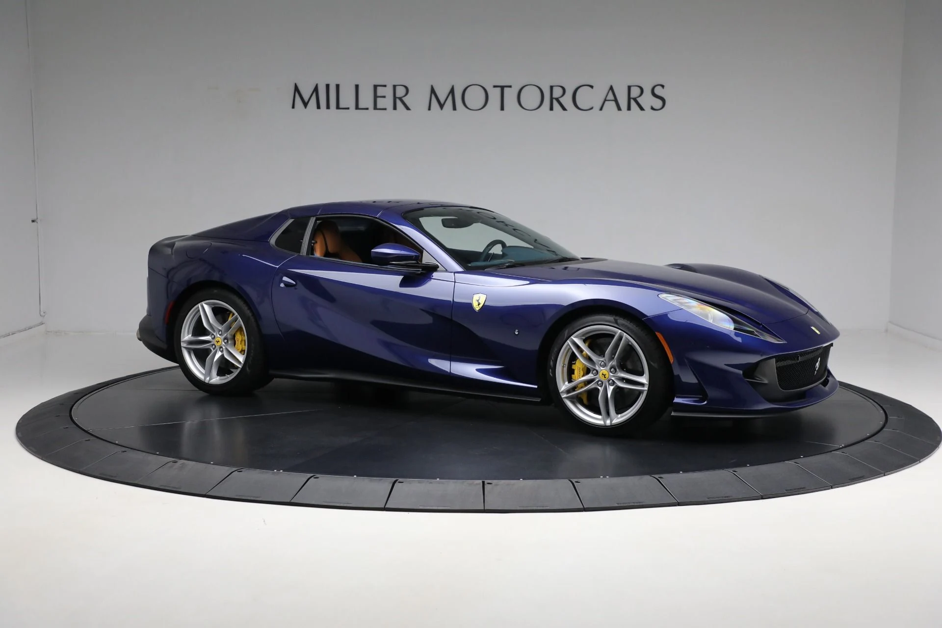 mph024_3667388082_Used_2023_Ferrari_812_GTS_c4bf2fc1b7