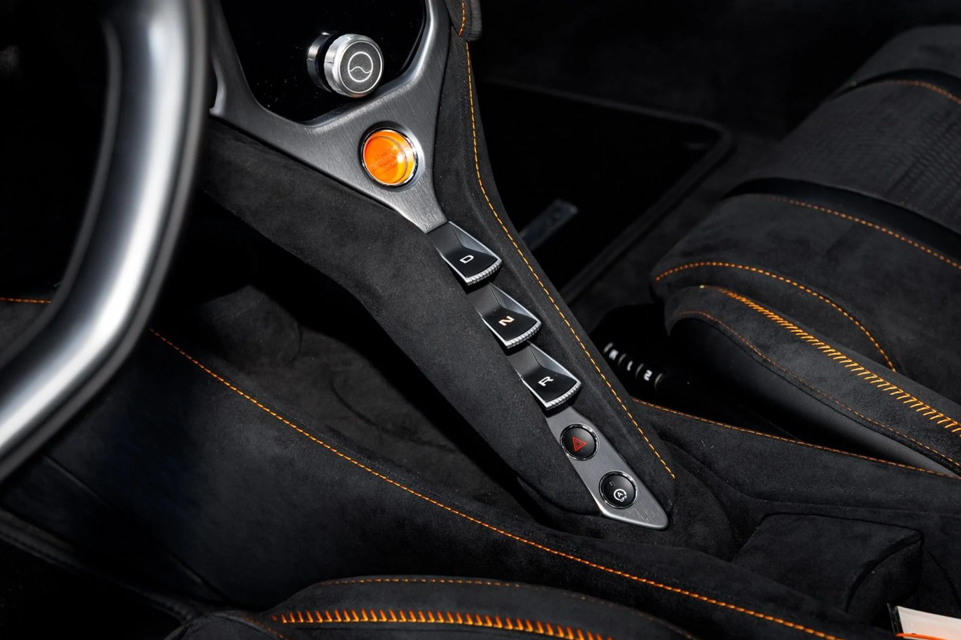 mph024_3676047285_612_p25_l_604b28819a