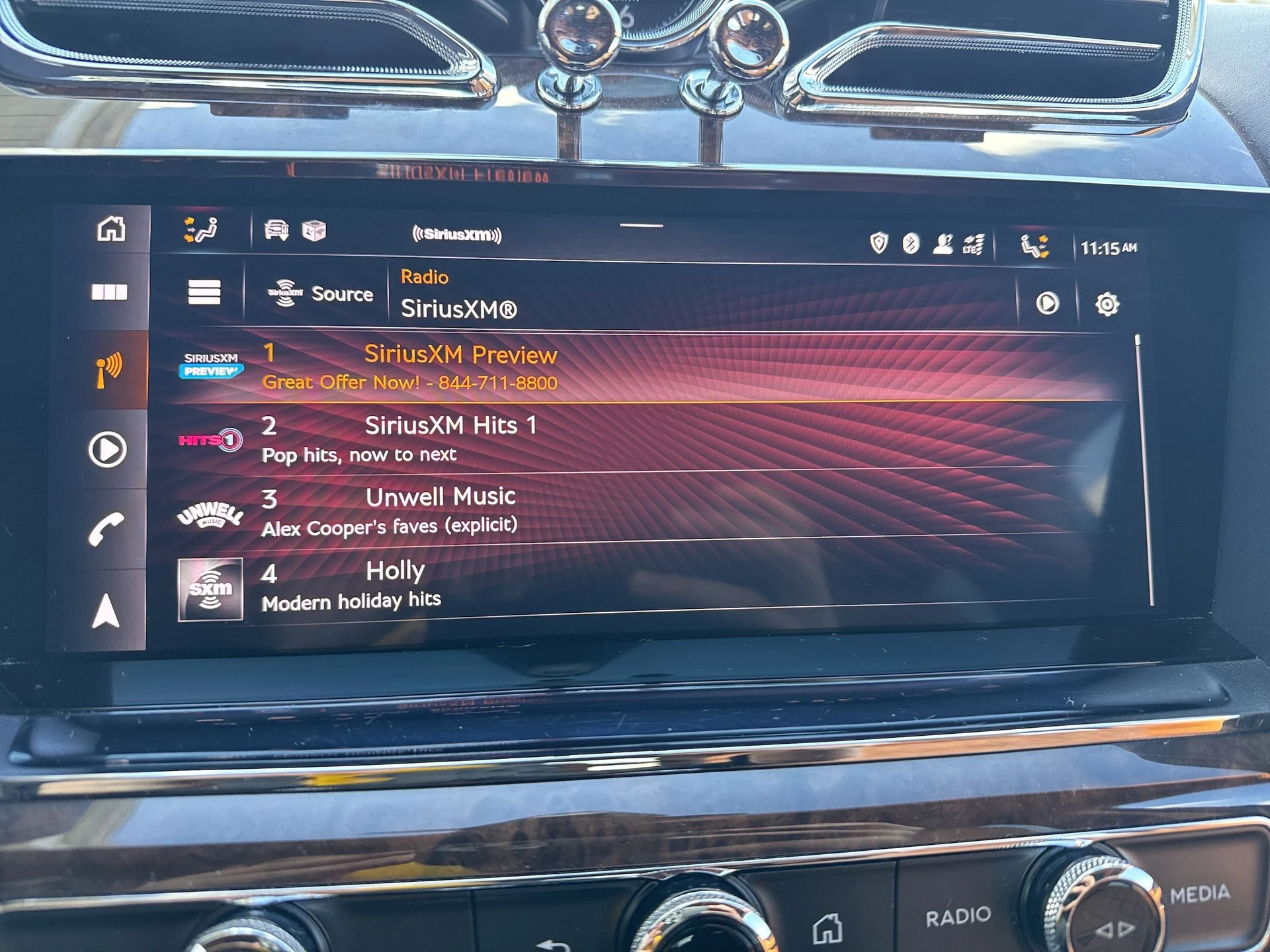 mph024_3676704761_c997435438190af43500c2a6beedf922x_87411ad4ea