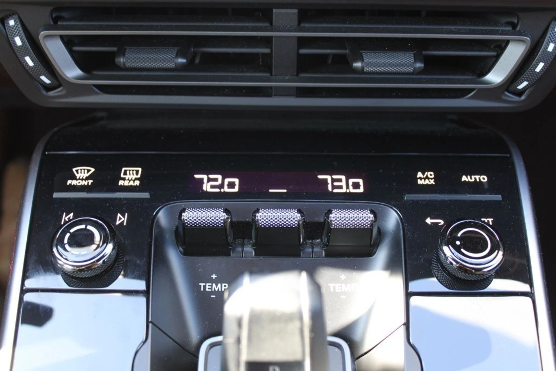 mph024_3684118391_d1f63164e0846835199a6066d8e47993_5ee322a0b5