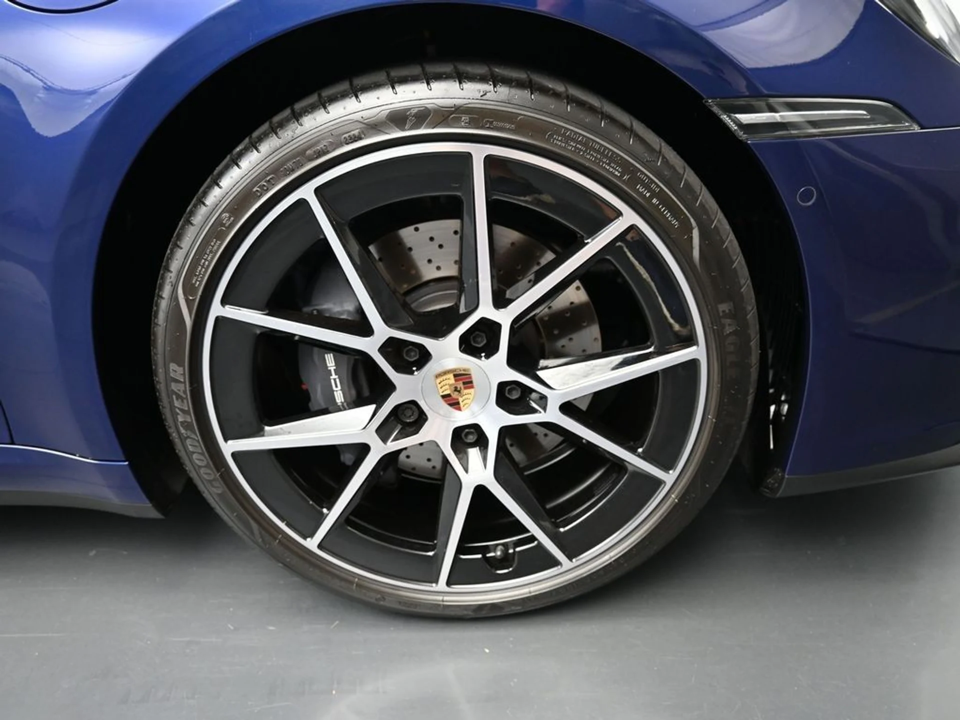 mph024_3693392479_8d652f4a19908b90d55e8f79e09b6773_995ec2a9b9