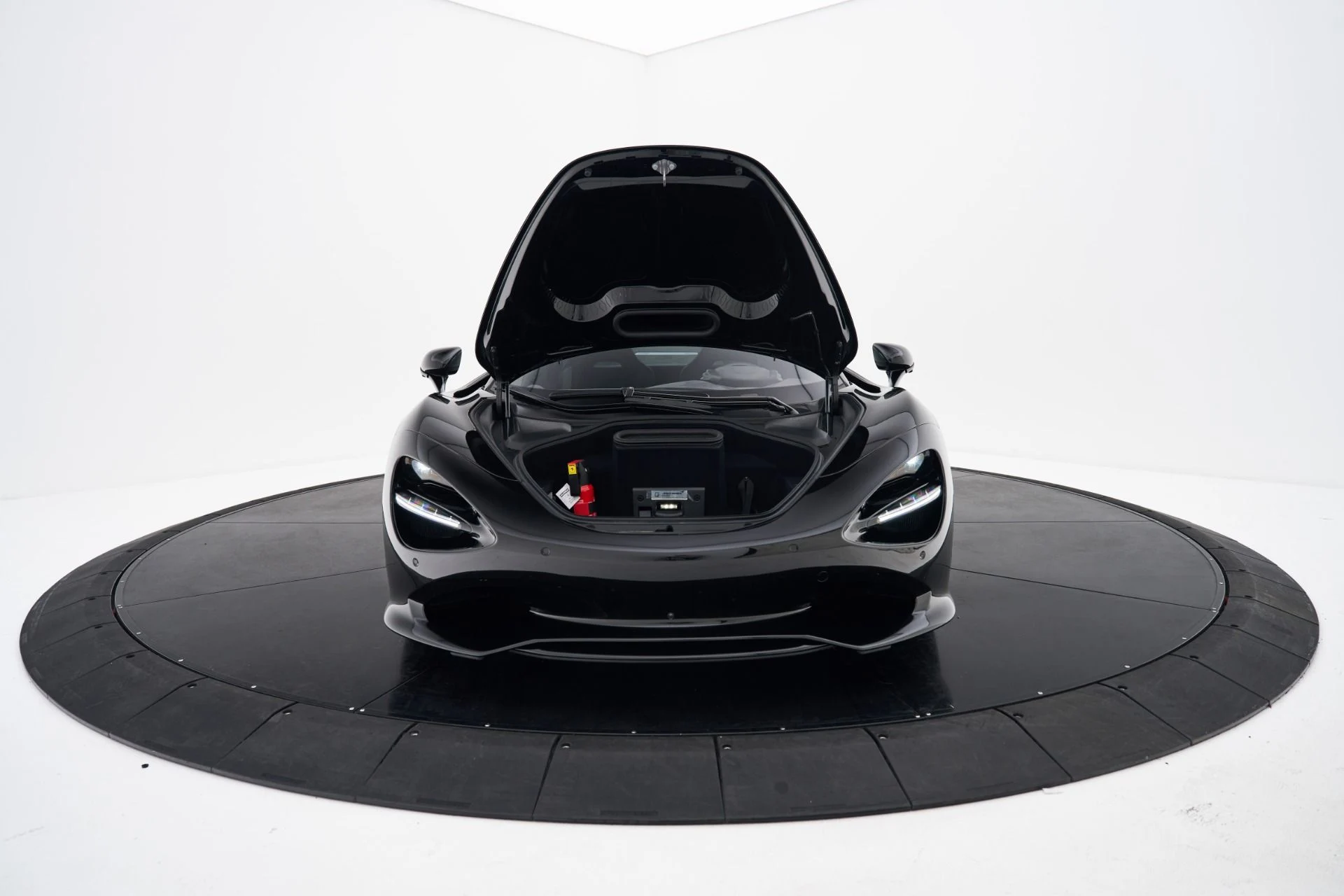 mph024_3699498294_Used_2025_Mc_Laren_750_S_1792693480_704790bb73