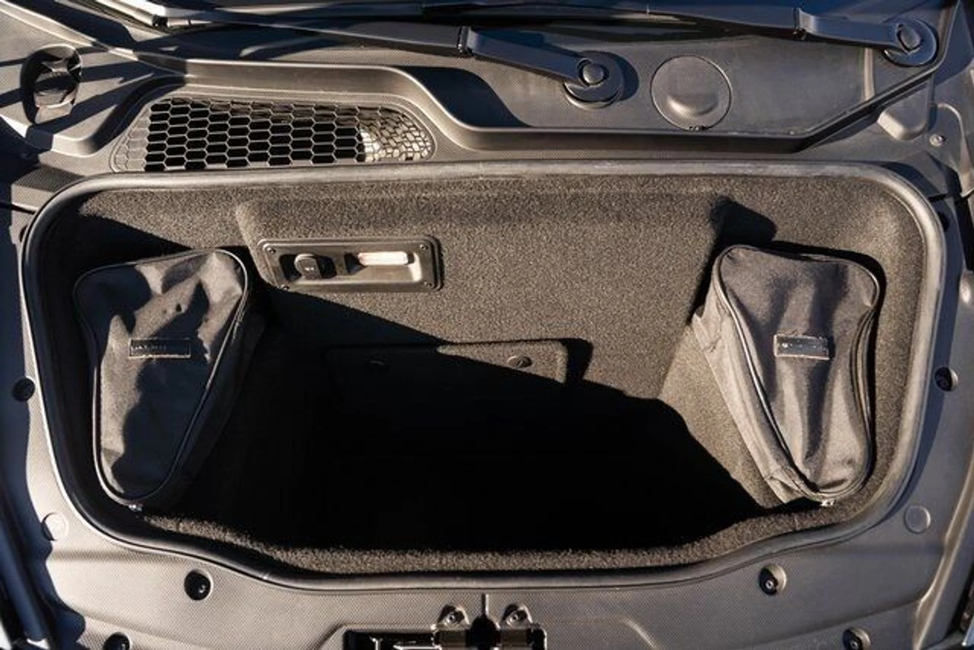 mph024_3704404587_da7a85b51214d63373d7759d2616fe75_58aeccad49