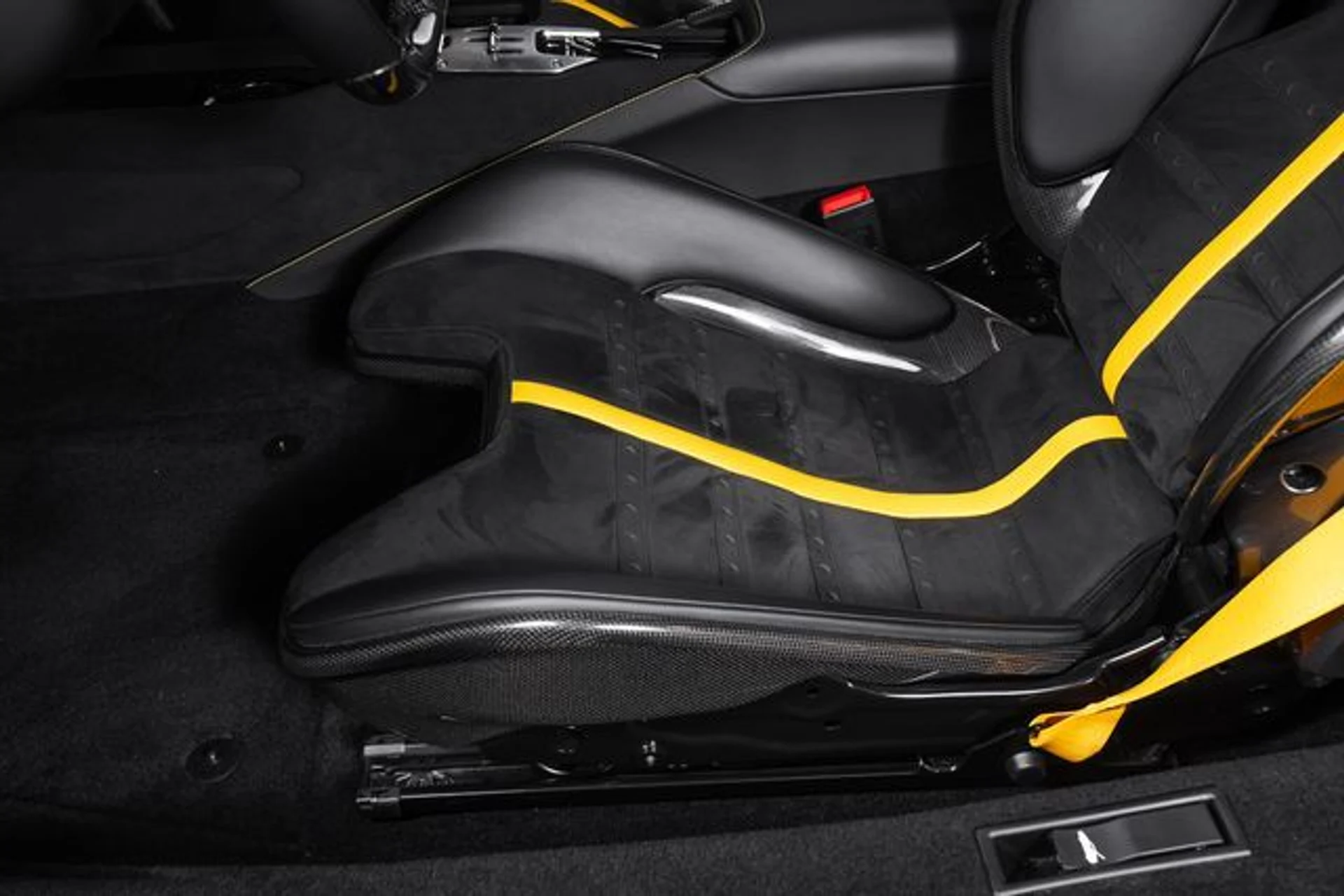 mph024_3705063911_a36b2f8517e70a3b15b4e1cb5f6edd04x_d3b9e853bb