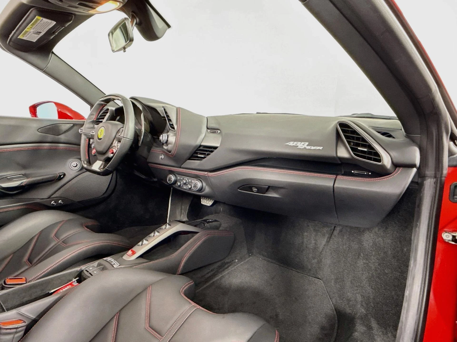 mph024_3709782633_Used_2019_Ferrari_488_Spider_1787009334_f3093aac8b