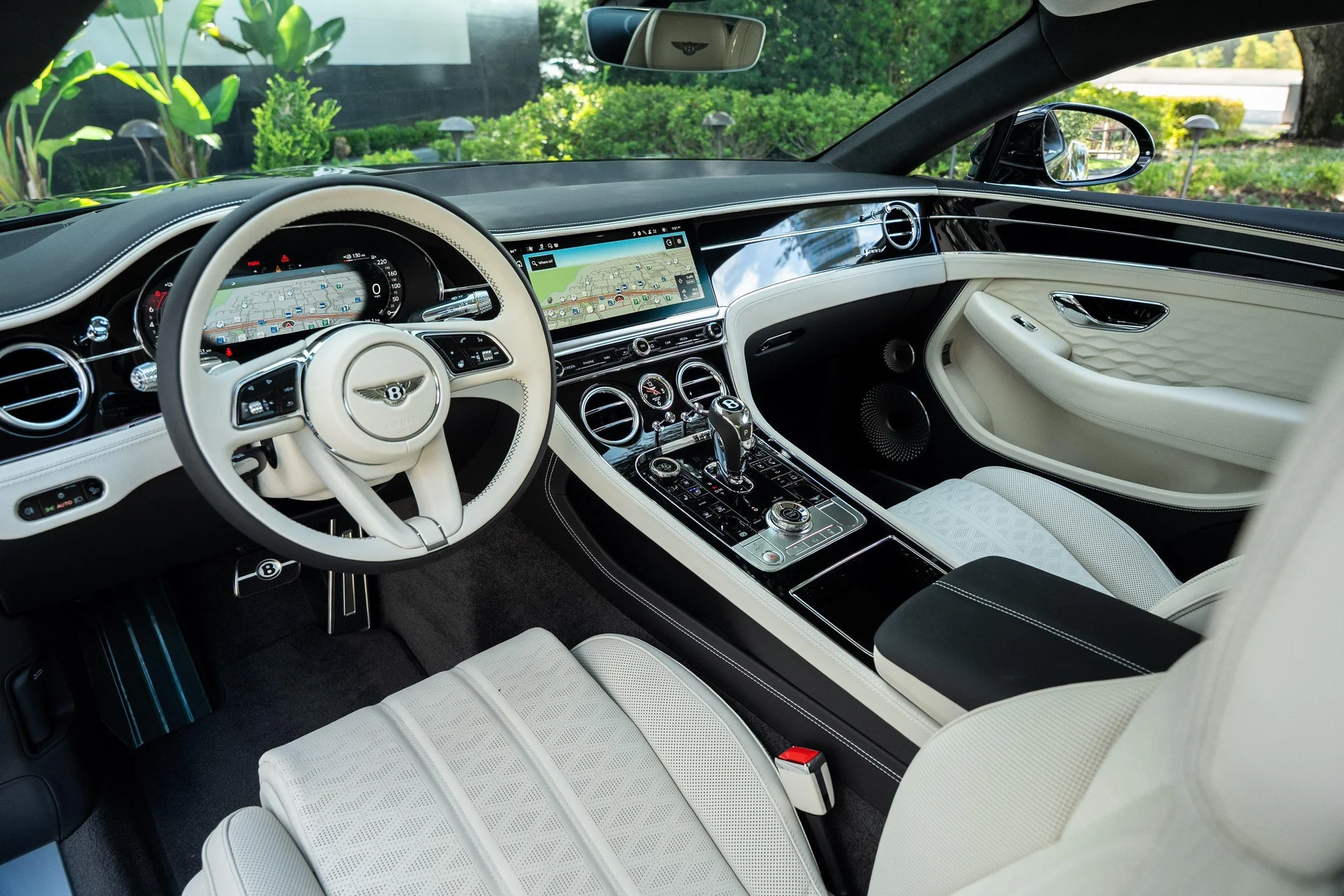 mph024_3712575667_439893878_688857f6327455e0273381da_e4f85218ac