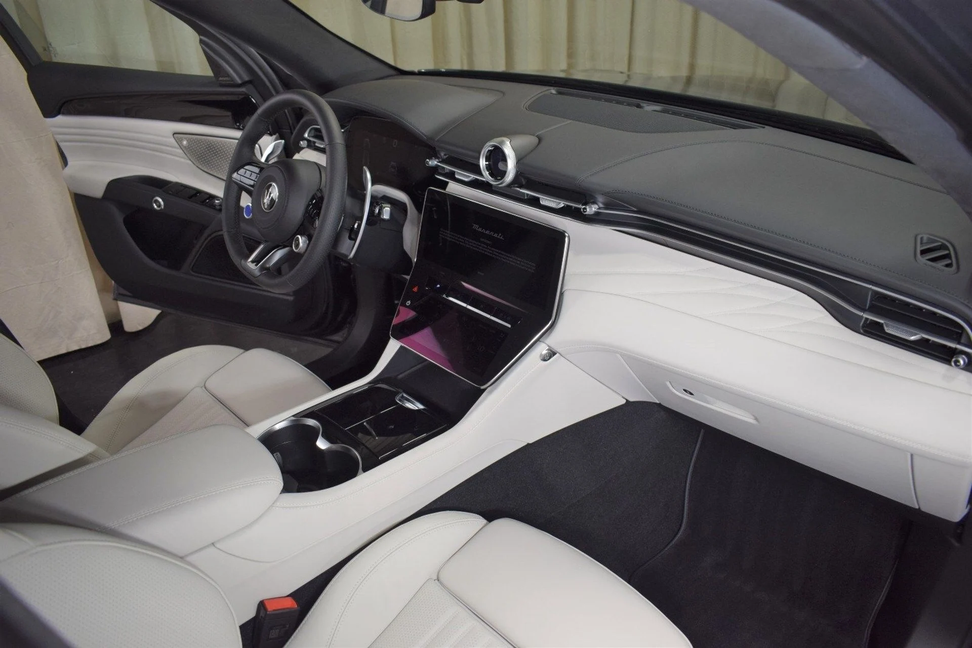 mph024_3717020865_1e8d6bda1bc0683f0d7e8c699d33520dx_5b8754b4ed