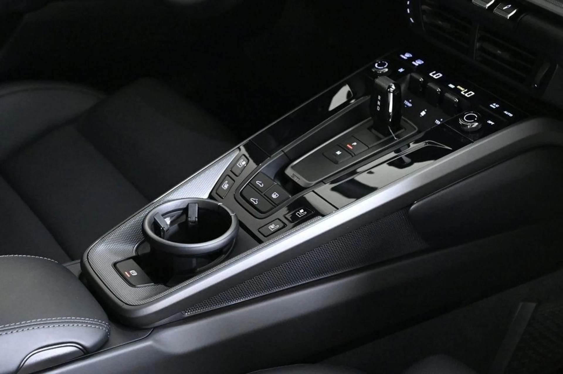 mph024_371797689_caa34430953442e7a896973e30af9f44_f4b1f2caad