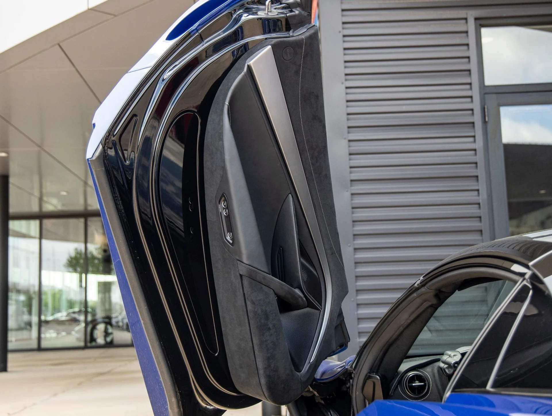 mph024_37216390_25_ef3a19fc40