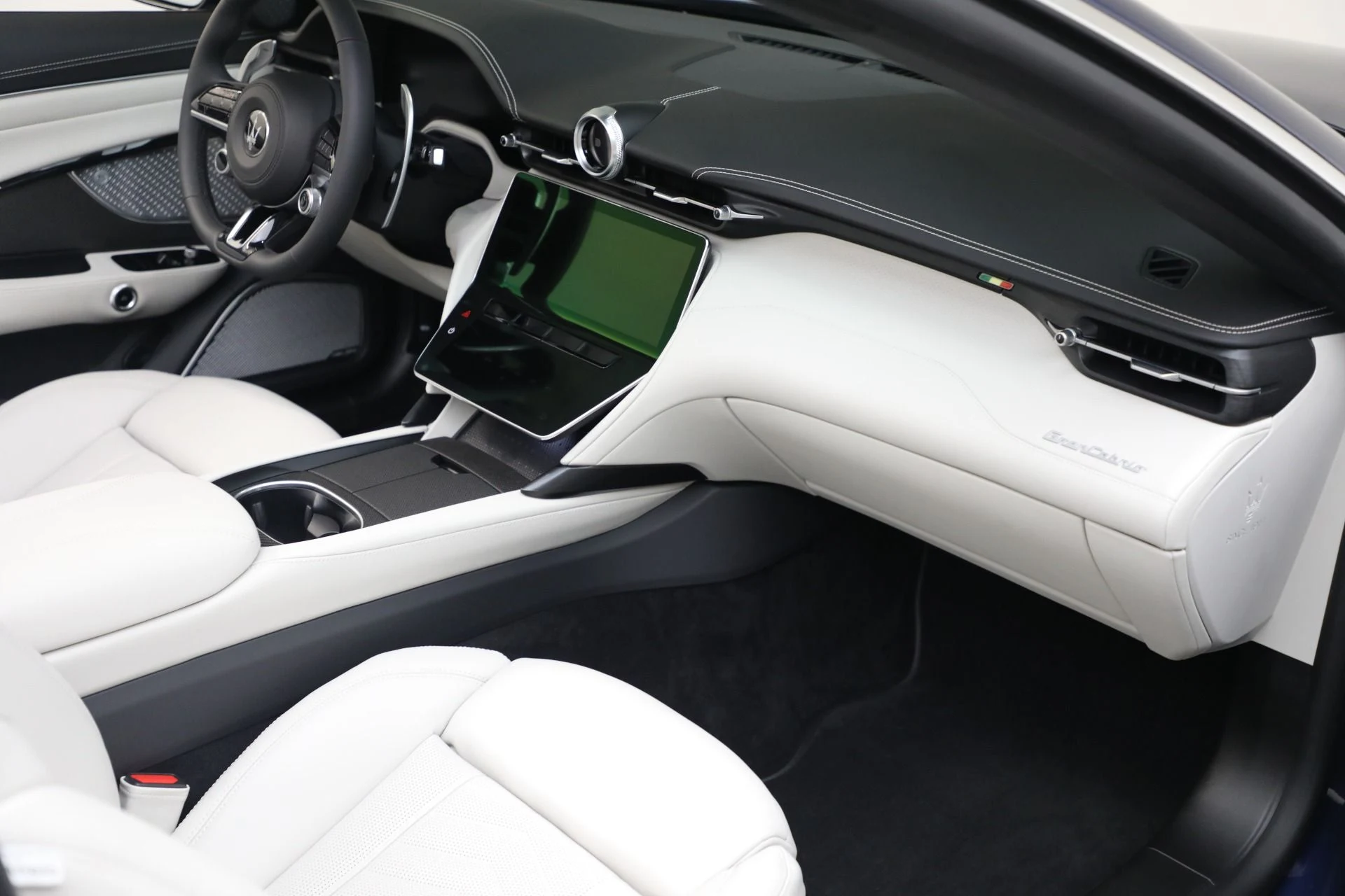 mph024_3721787252_New_2026_Maserati_Gran_Cabrio_Modena_1760548324_a8639750c3