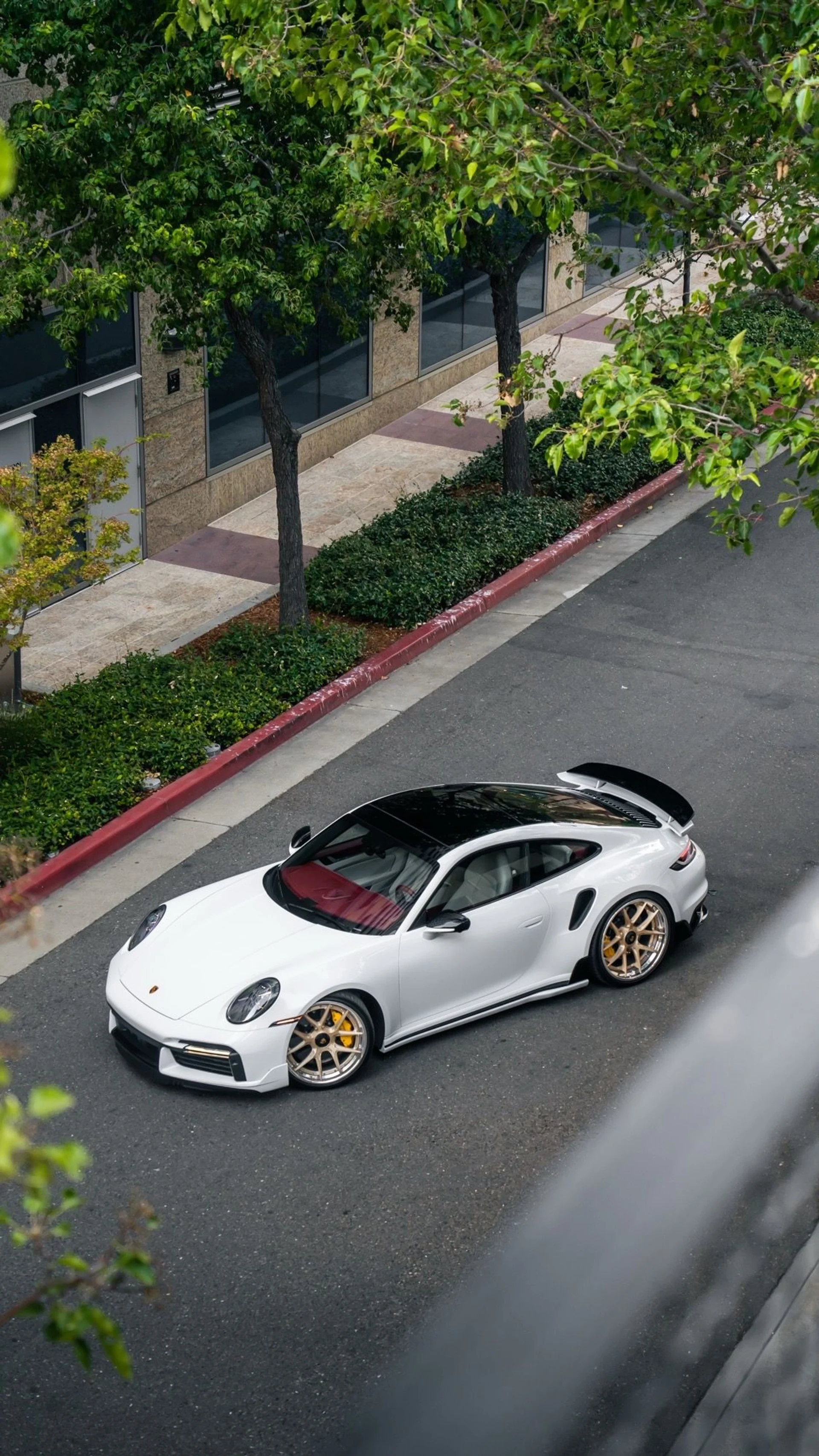 mph024_3723402850_Used_2022_Porsche_911_Turbo_S_1790876730_b7d71b35a1