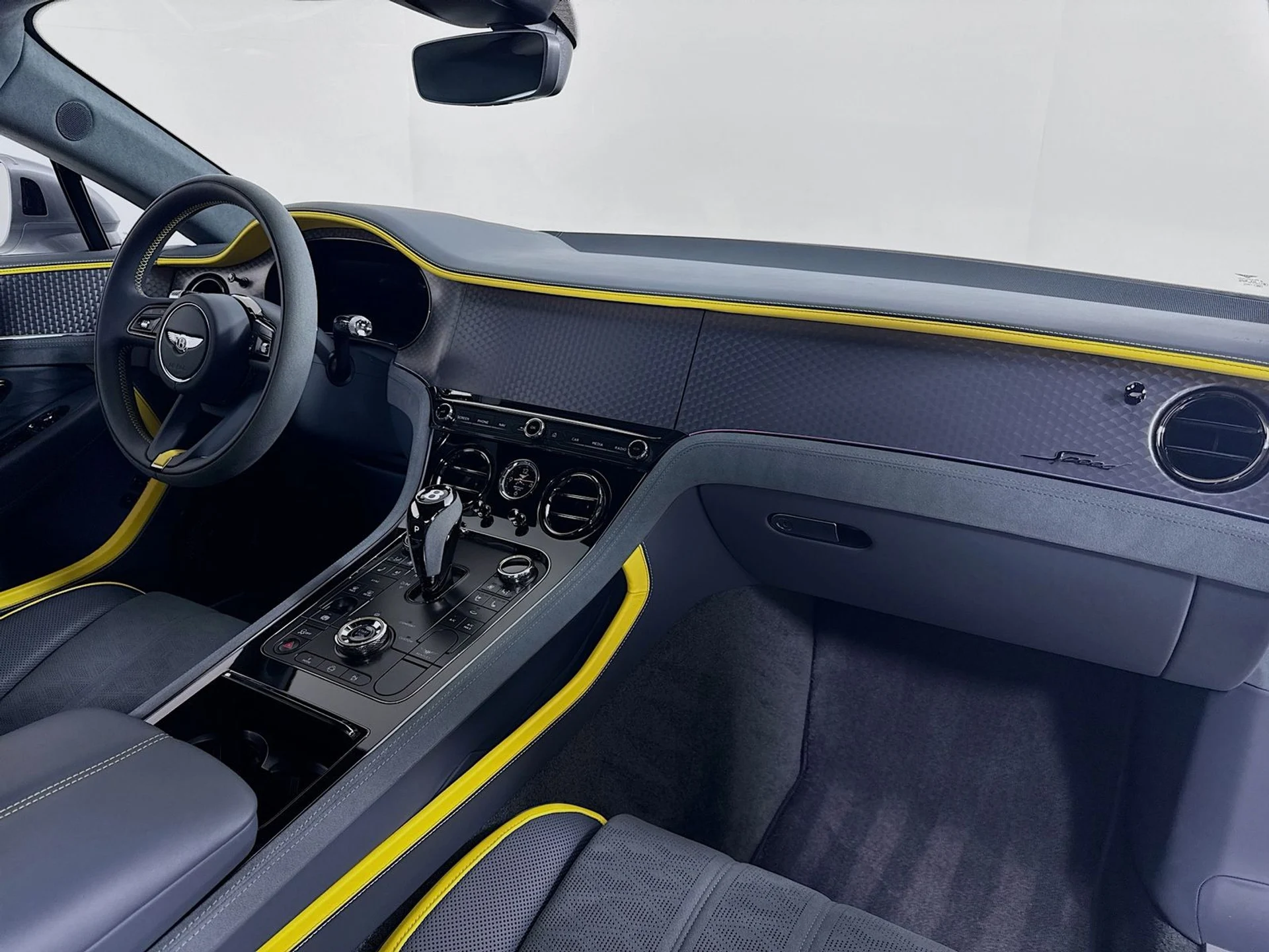 mph024_3727866018_645bbc0310cf444d73c9f5b98edc3b7bx_eefd470e3e