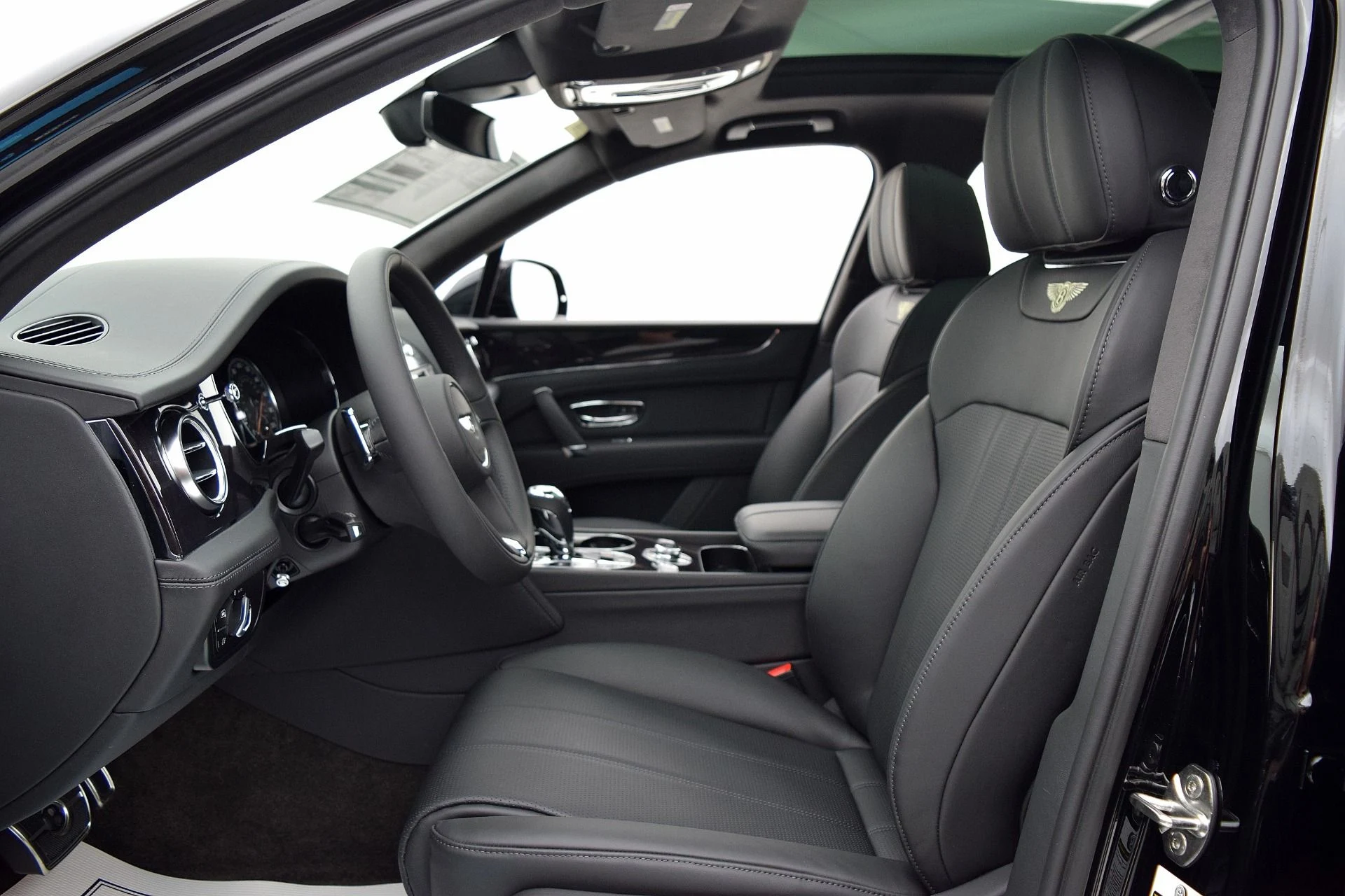 mph024_3728246570_Used_2019_Bentley_Bentayga_V8_c9880d7356