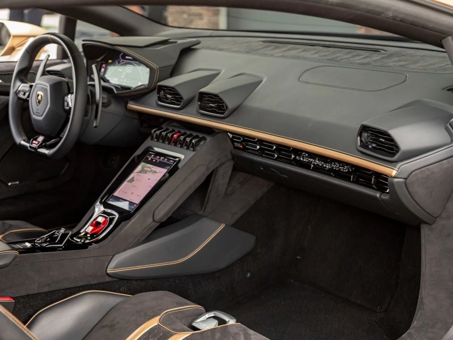 mph024_37289960_25_8279658610