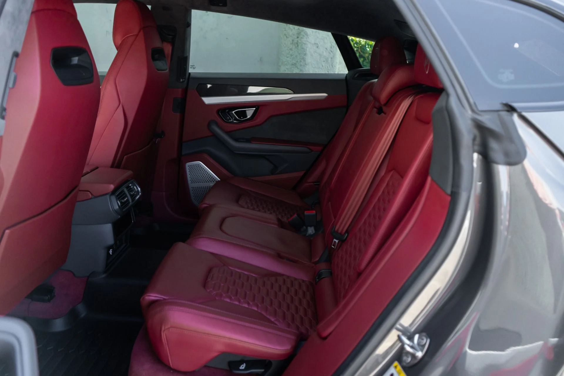 mph024_3732243824_Used_2021_Lamborghini_Urus_1768598799_1a8518d86b