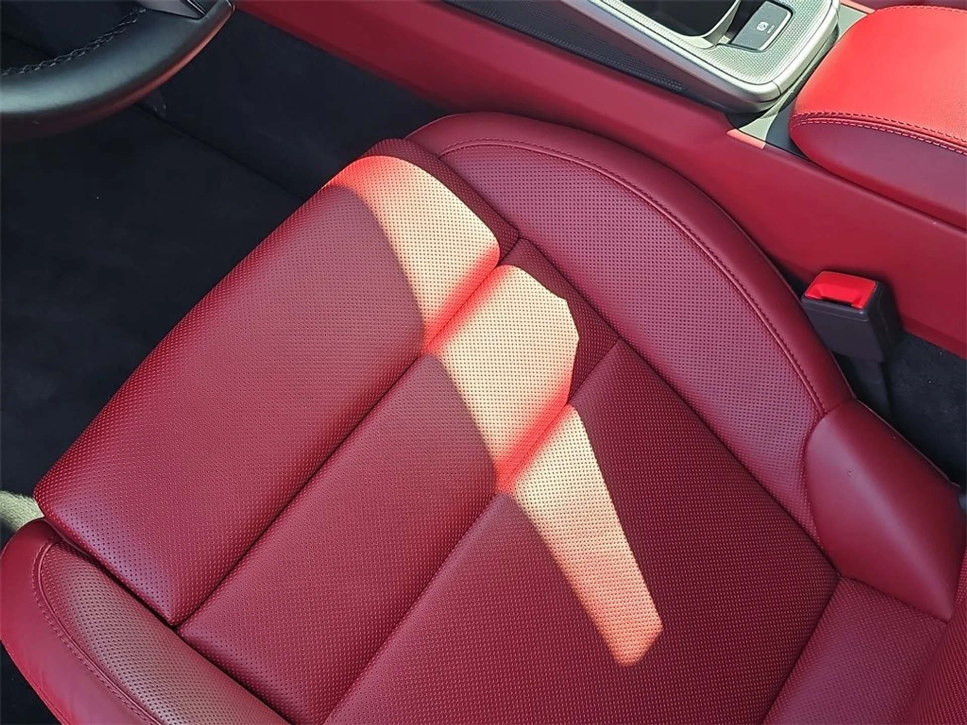 mph024_3739387099_2a644391badf4c1cbd7a386b25e1dd62_85df3b253e