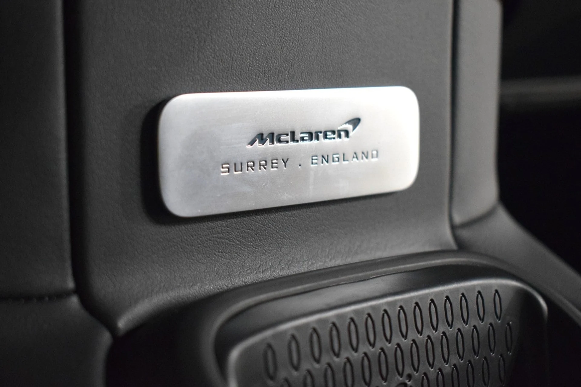 mph024_3745813732_059b37169c39587af47b2aac748201aax_4926eecd9a