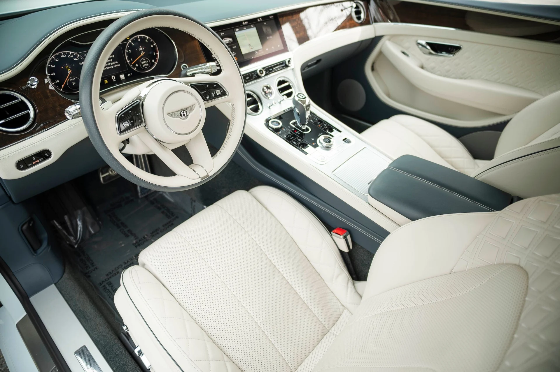 mph024_3746594226_0c318bf1b1334b31929f14868558e354_c8f85af10f