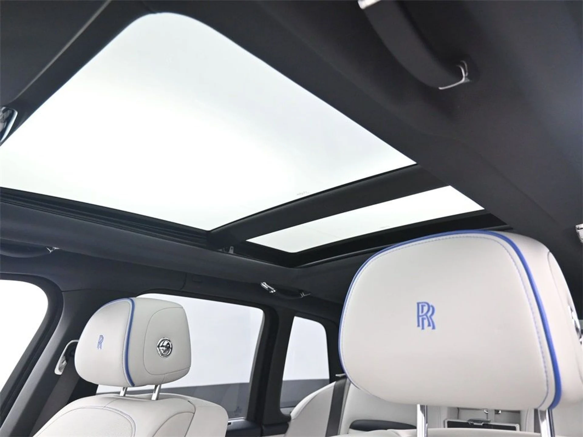 mph024_3748630754_b515a3e47aa64818a5493089f148d365x_43d7c7ea7a