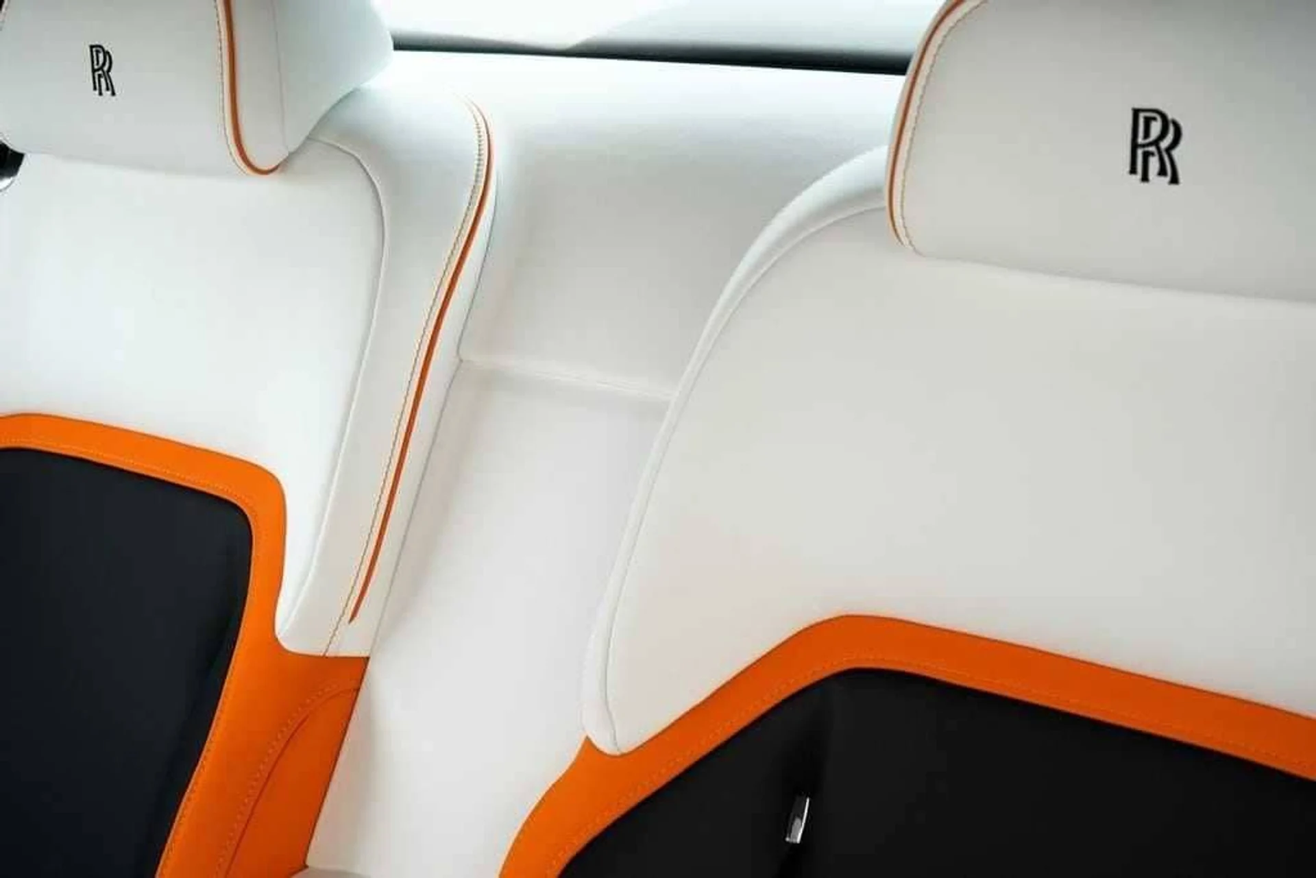 mph024_3749851837_ac2d84053640f0d59de1a43d7defd02cx_f365b26eac