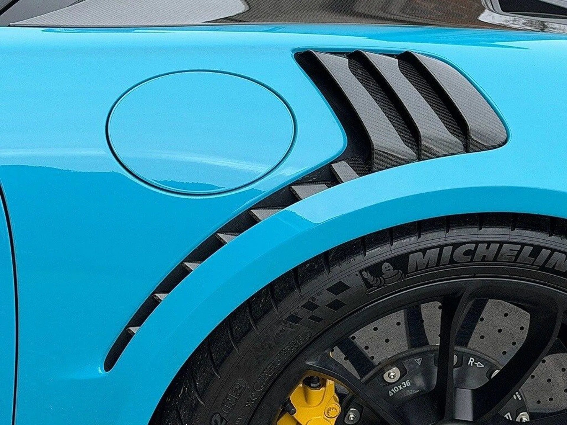 mph024_3754151659_47ba258879ee27ab0333a92491cf5458x_c5f12a1003