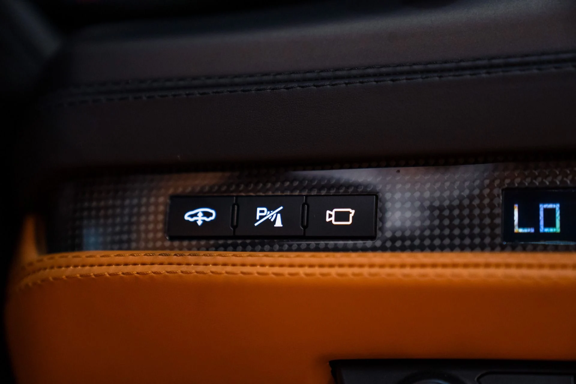 mph024_3758094518_Used_2022_Ferrari_F8_Spider_Full_Carbon_Interior_1786195645_f71abfbef7