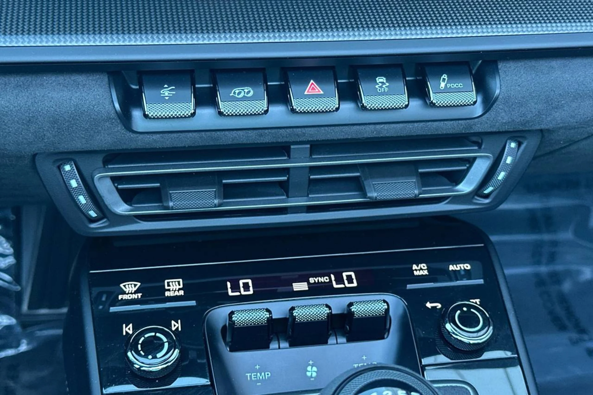 mph024_3758114393_1280_b8cac0b990