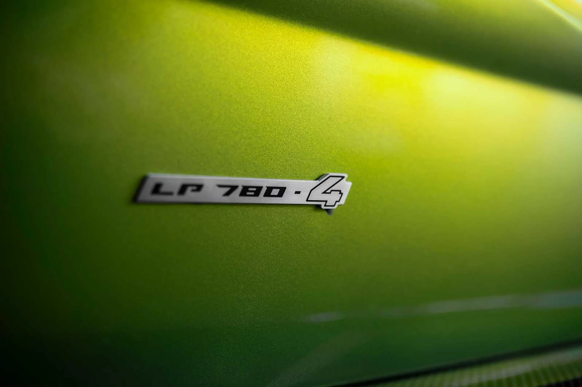 mph024_3759370699_4ba0cc2b28f46b277361643d6440dc82x_3c22948254