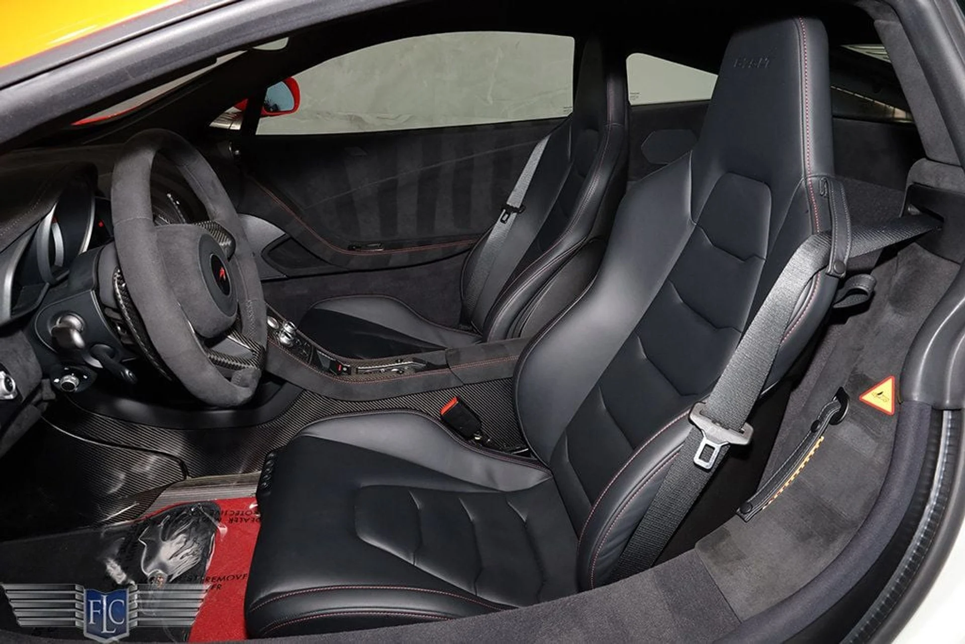 mph024_3763359792_used_2016_mclaren_675lt_msocoupe_9689_22917250_25_1024_0c6d3c509f