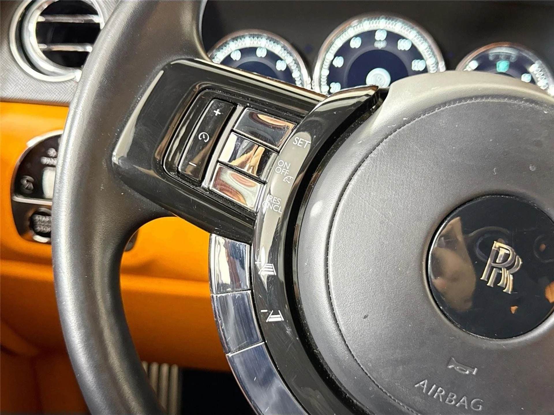 mph024_3763766061_8a62879f75cc447b4d703320d745e03d_36b1da82ba