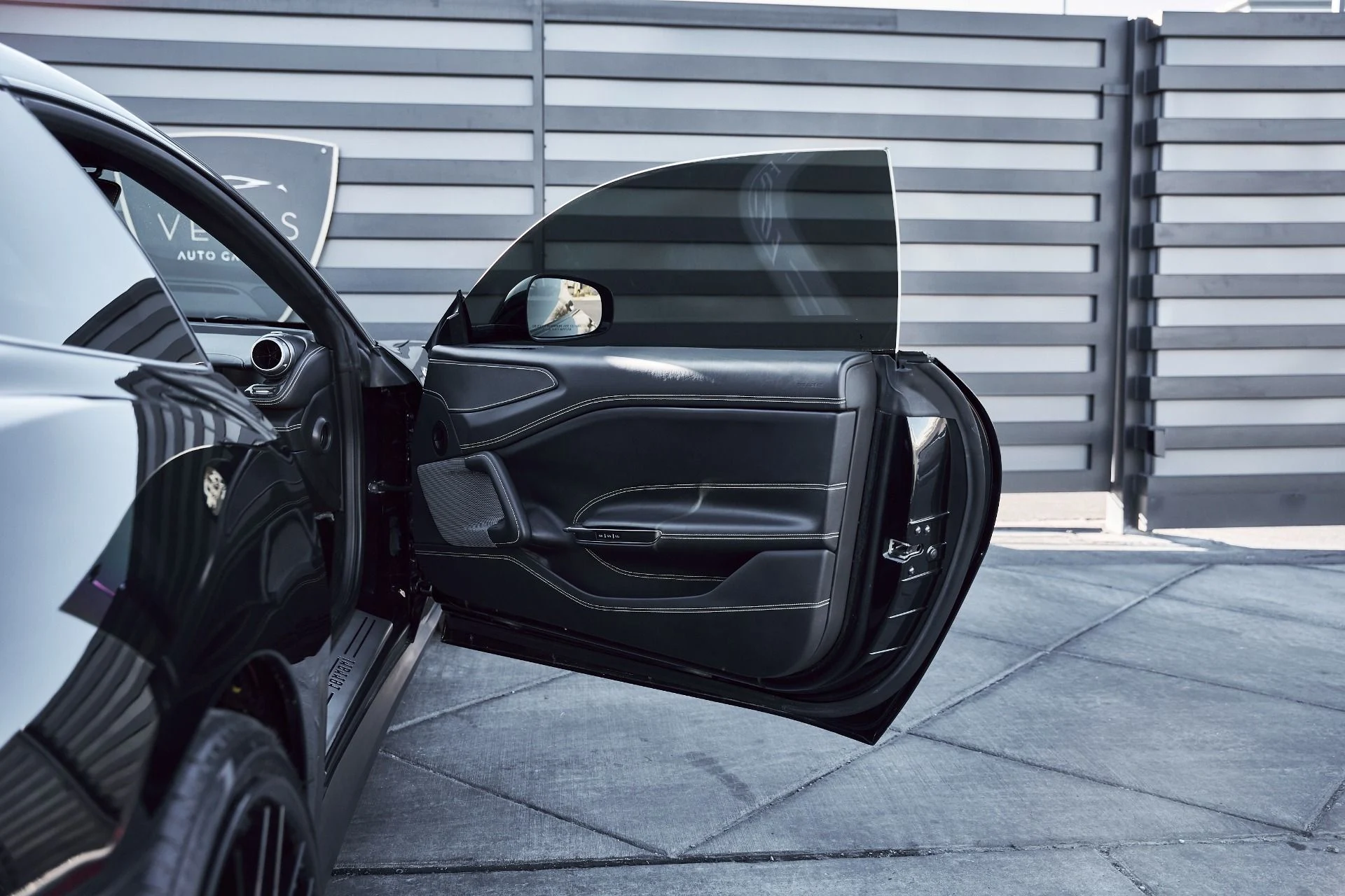 mph024_3768344451_Used_2018_Ferrari_GTC_4_Lusso_T_1770509577_b83e8f948b