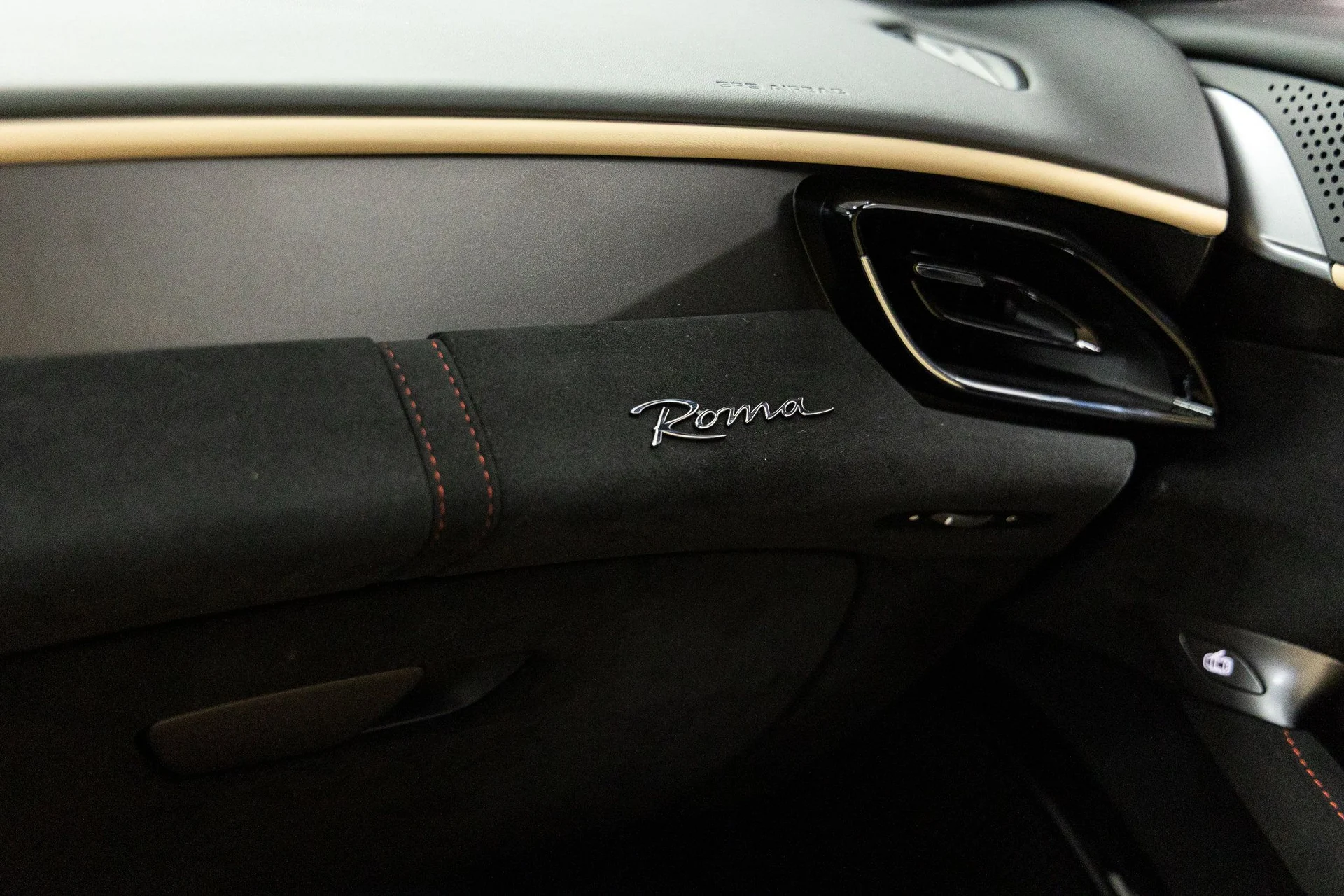 mph024_3769371520_ce271cbc146f4d40cdc2ef19cc8dc774x_3cd270796f