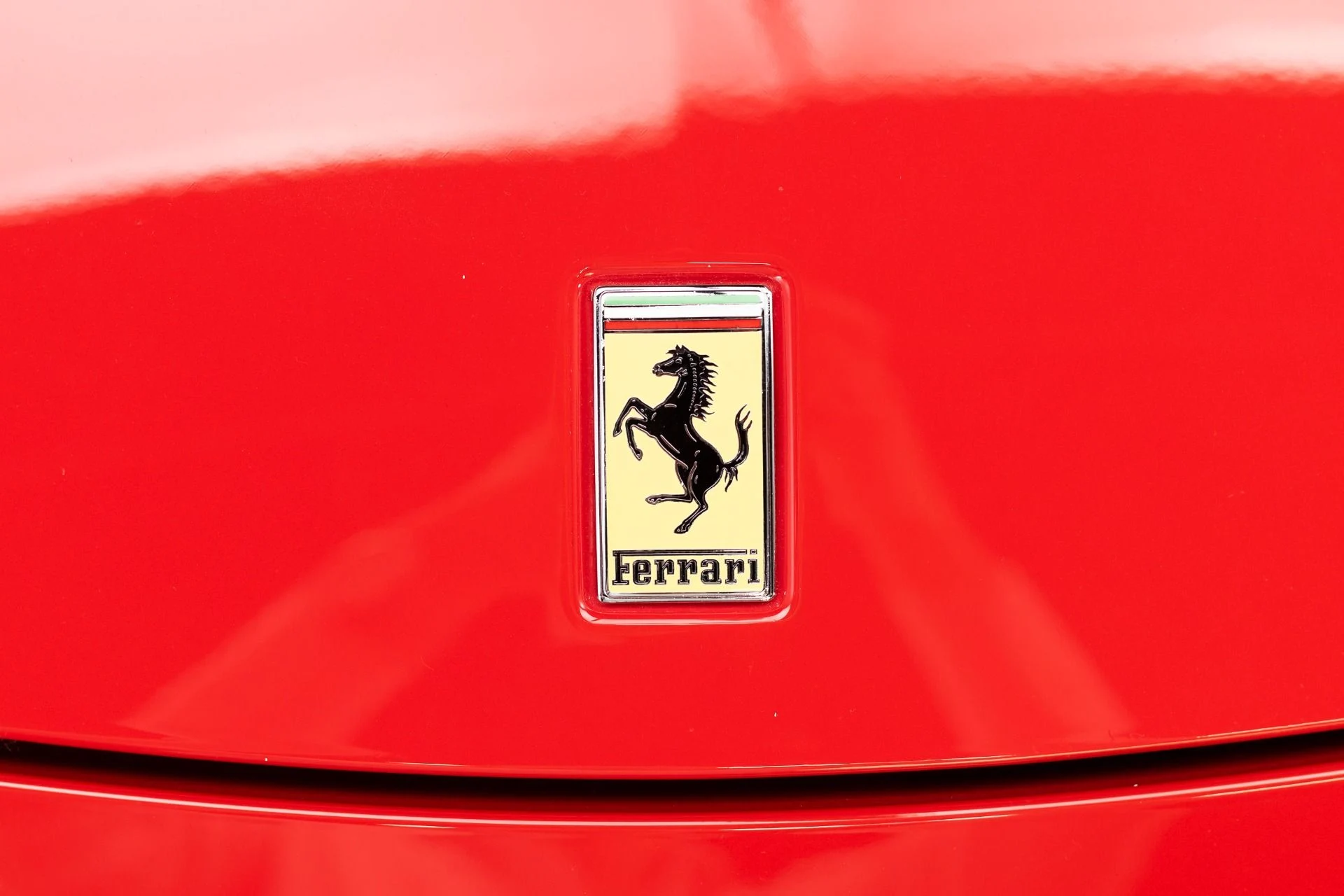 mph024_3775709552_Used_2014_Ferrari_458_Spider_1781623433_d0acdcfc2f