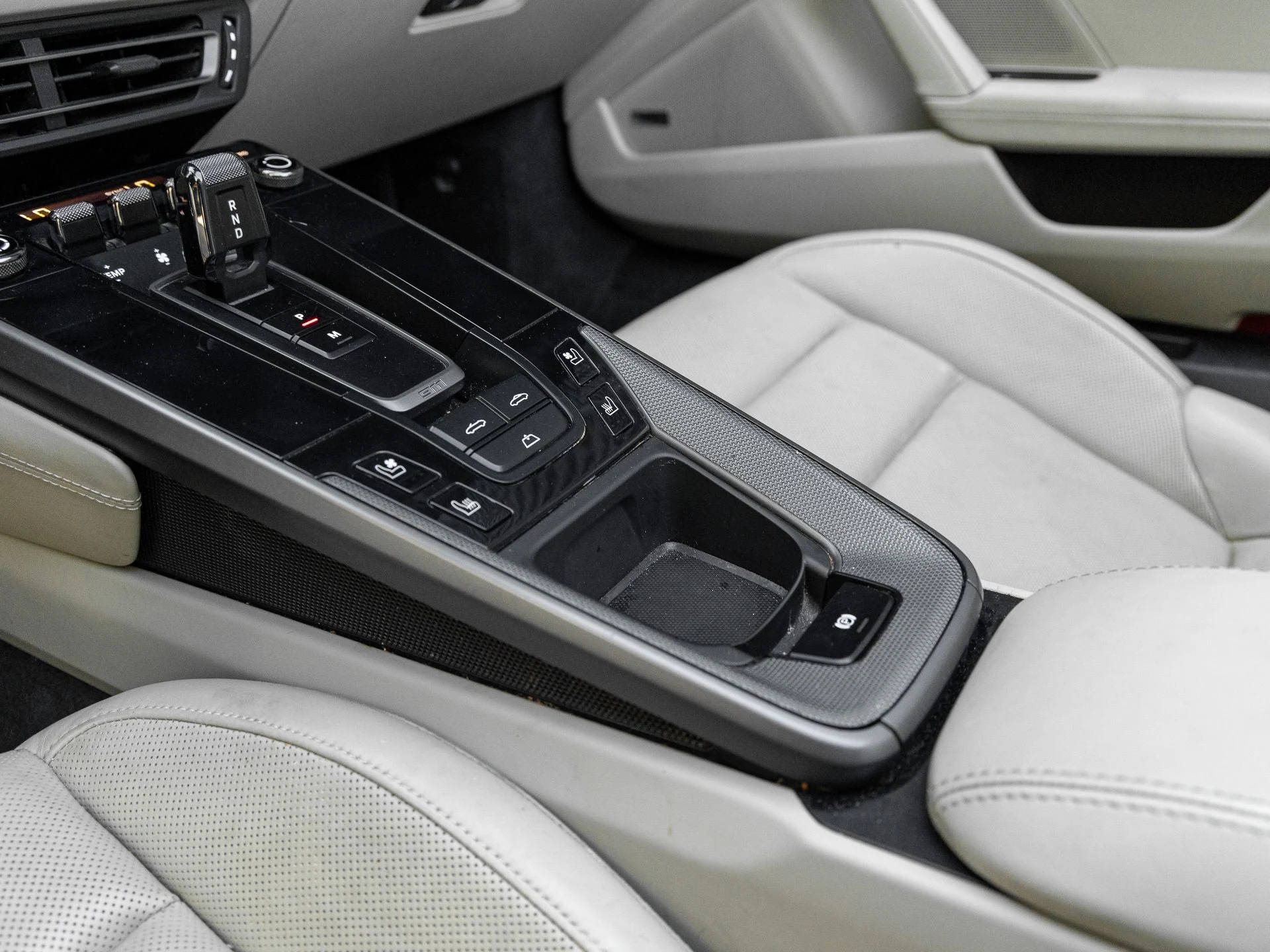 mph024_3777211662_25_96b0c4be8f