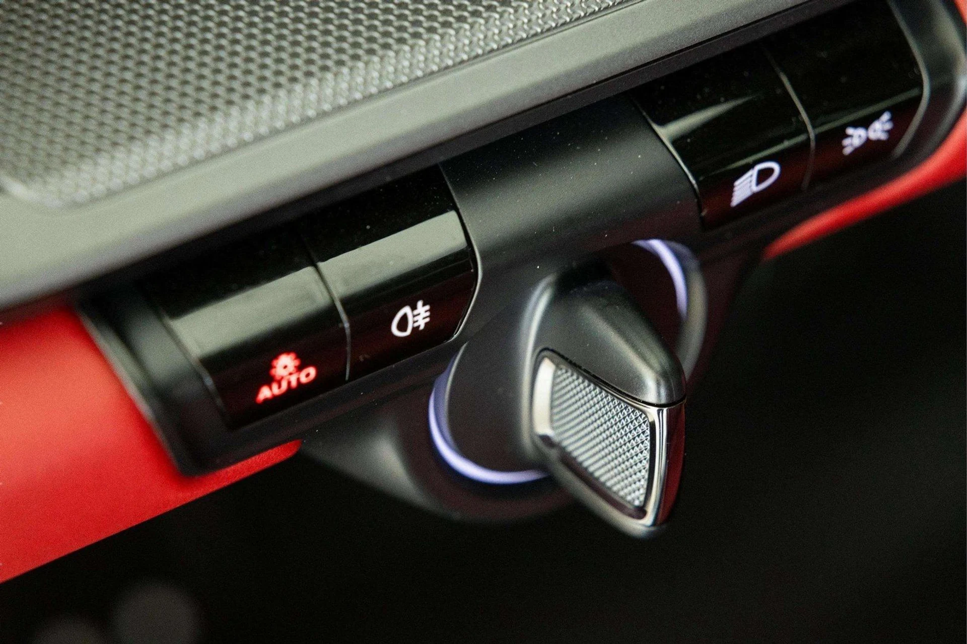 mph024_3782834583_image_25_bdb866c3c9