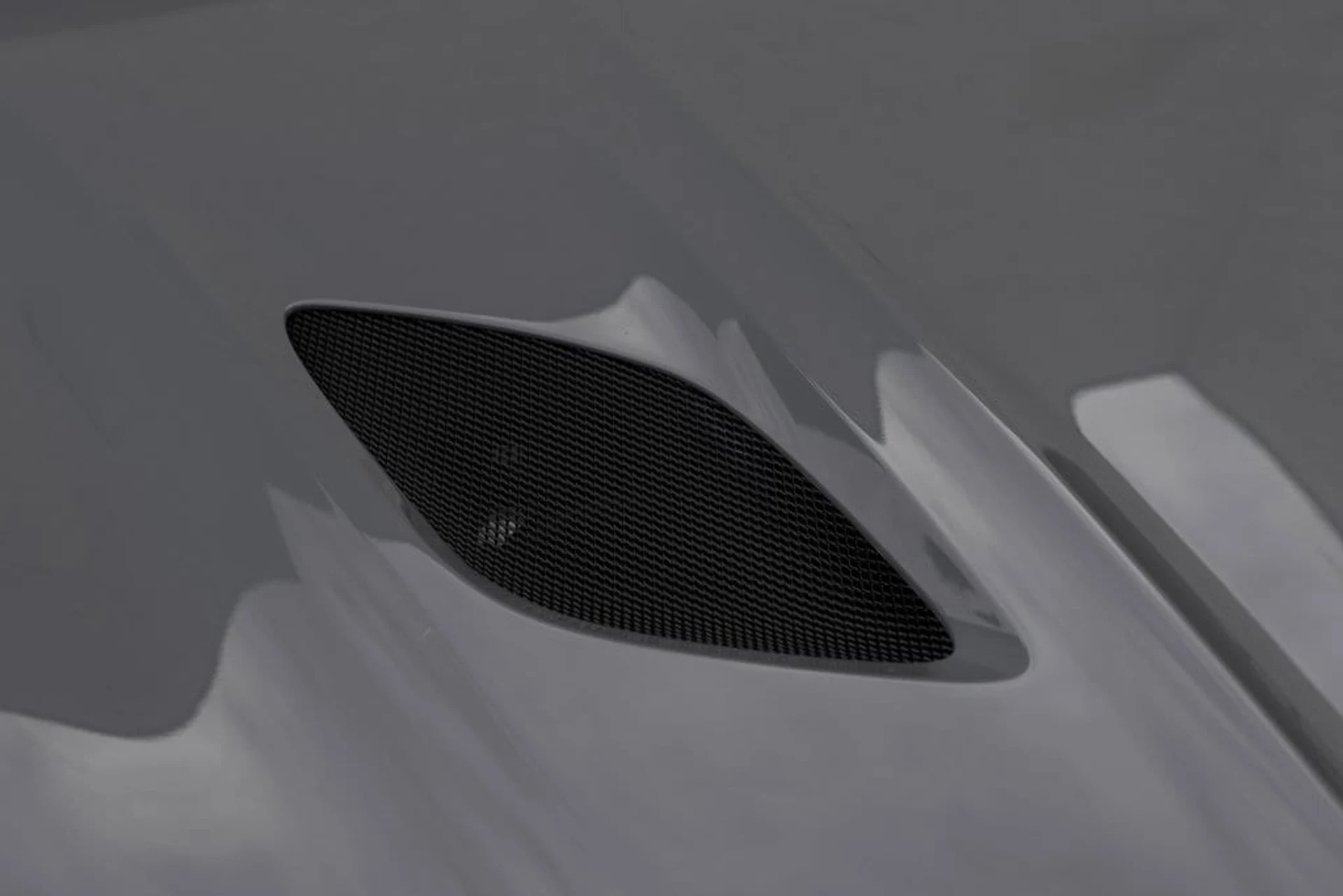 mph024_3787928807_66ccf68698f02890c6b56e7741c22e68x_c0305d2273