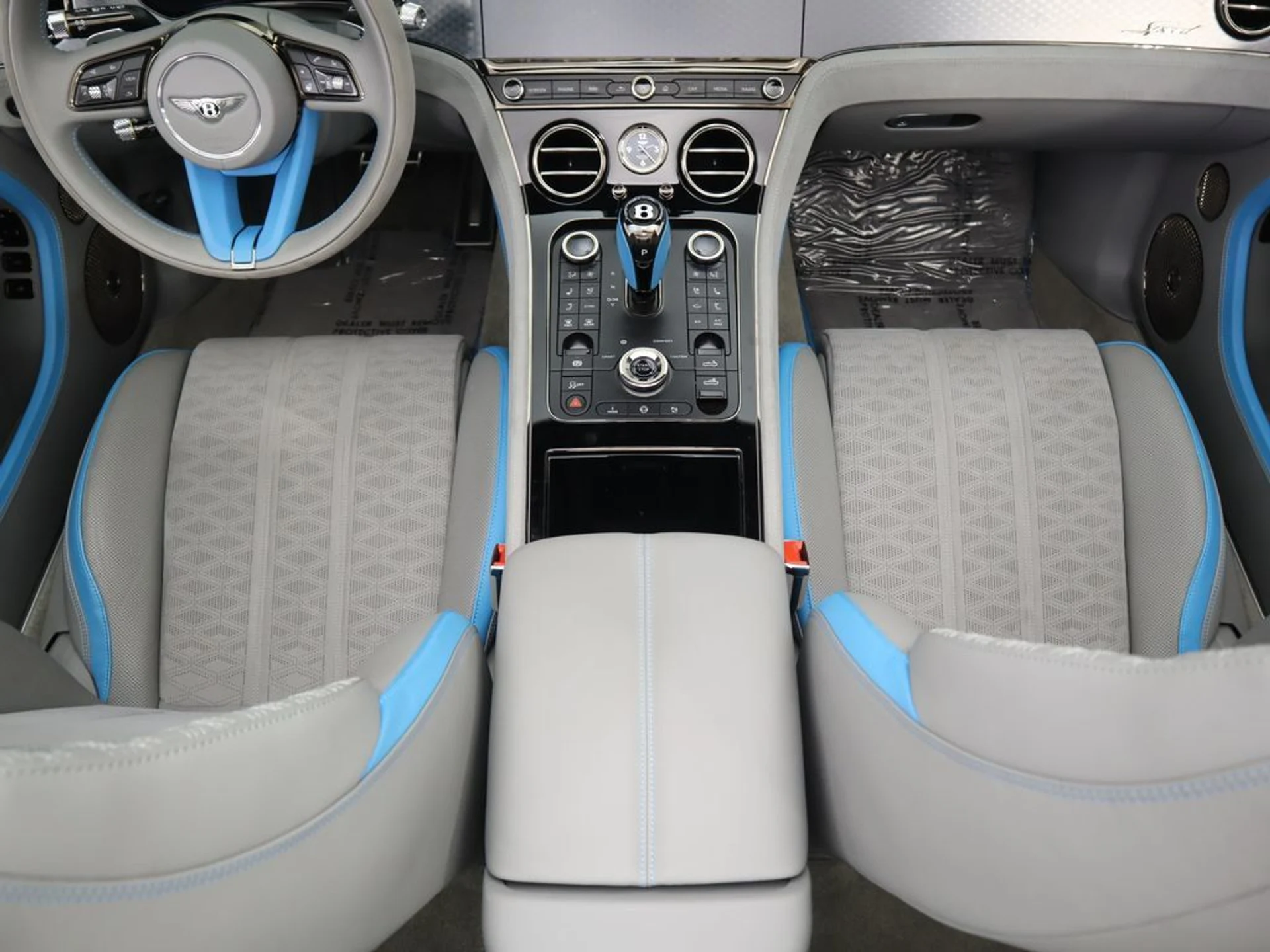 mph024_379226244_used_2025_bentley_continental_gtspeedconvertible_8119_22941730_25_1024_fb2a364999