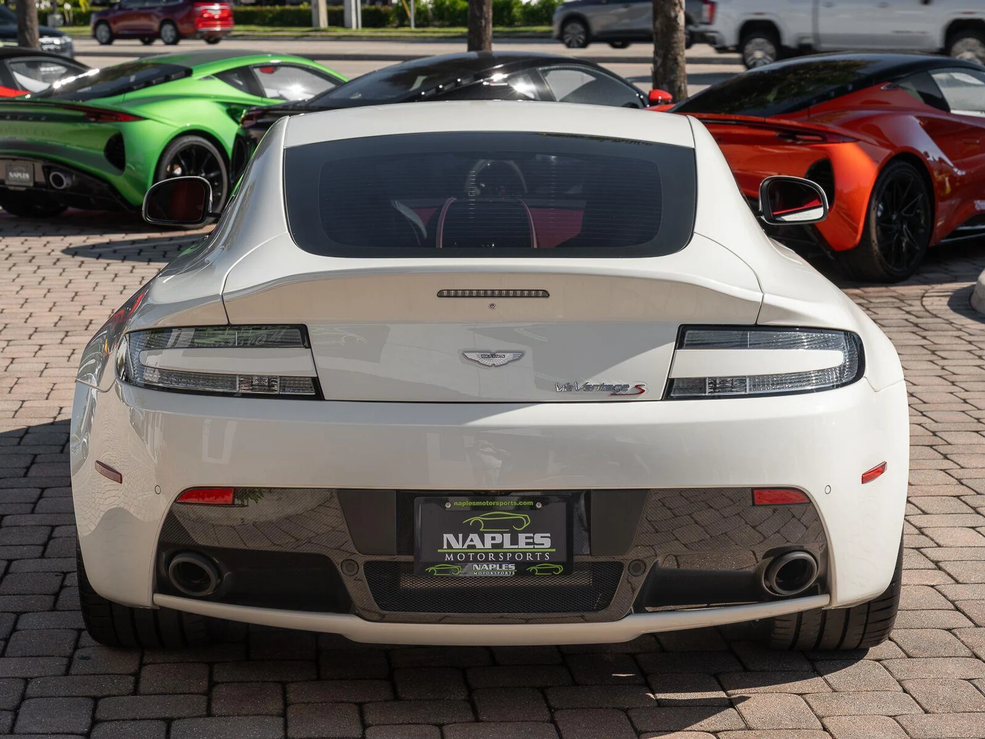 mph024_3793869786_Used_2017_Aston_Martin_Vantage_S_1792786091_6a1e56ff7d