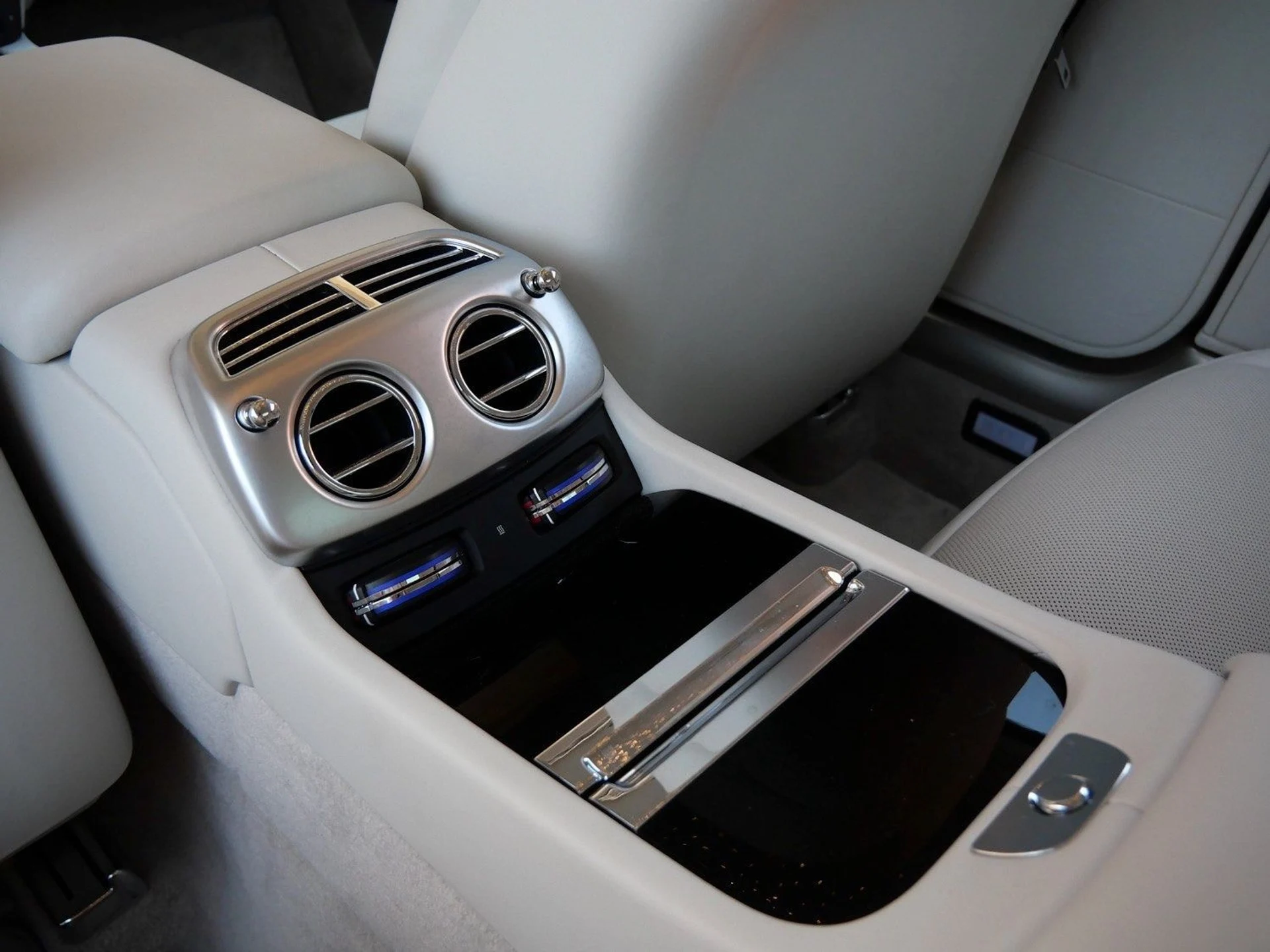 mph024_3795924306_3b35ab4521289d6fb30ccd895afde3b4x_5334545be6