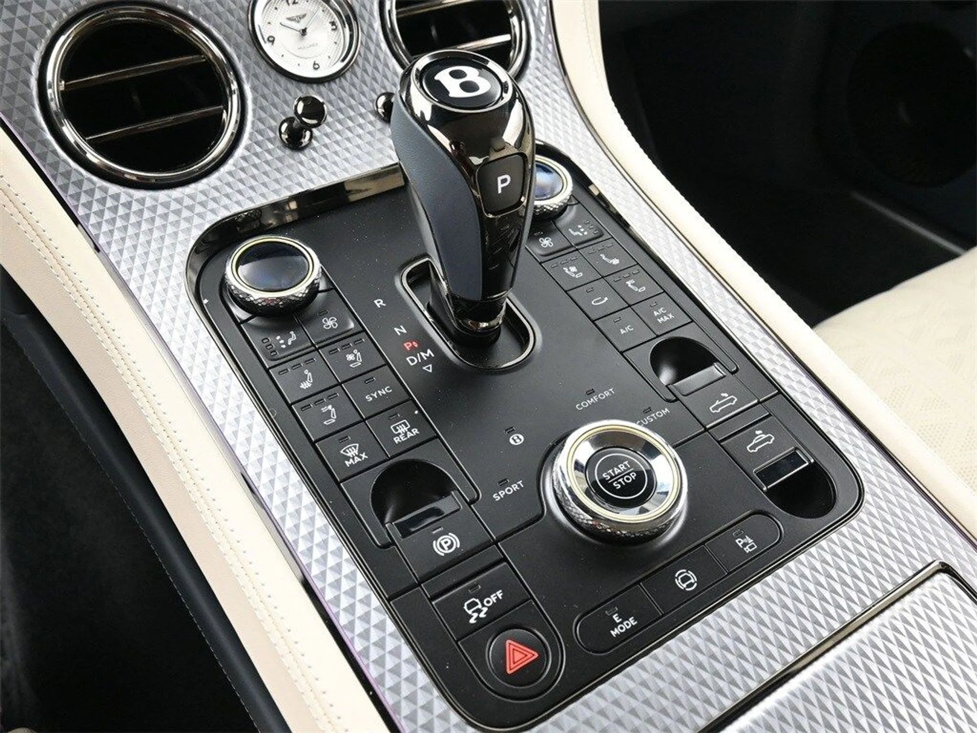 mph024_3799167673_9a3c97e31c745ca23c7ea0f270b56e04x_5aa49001b0