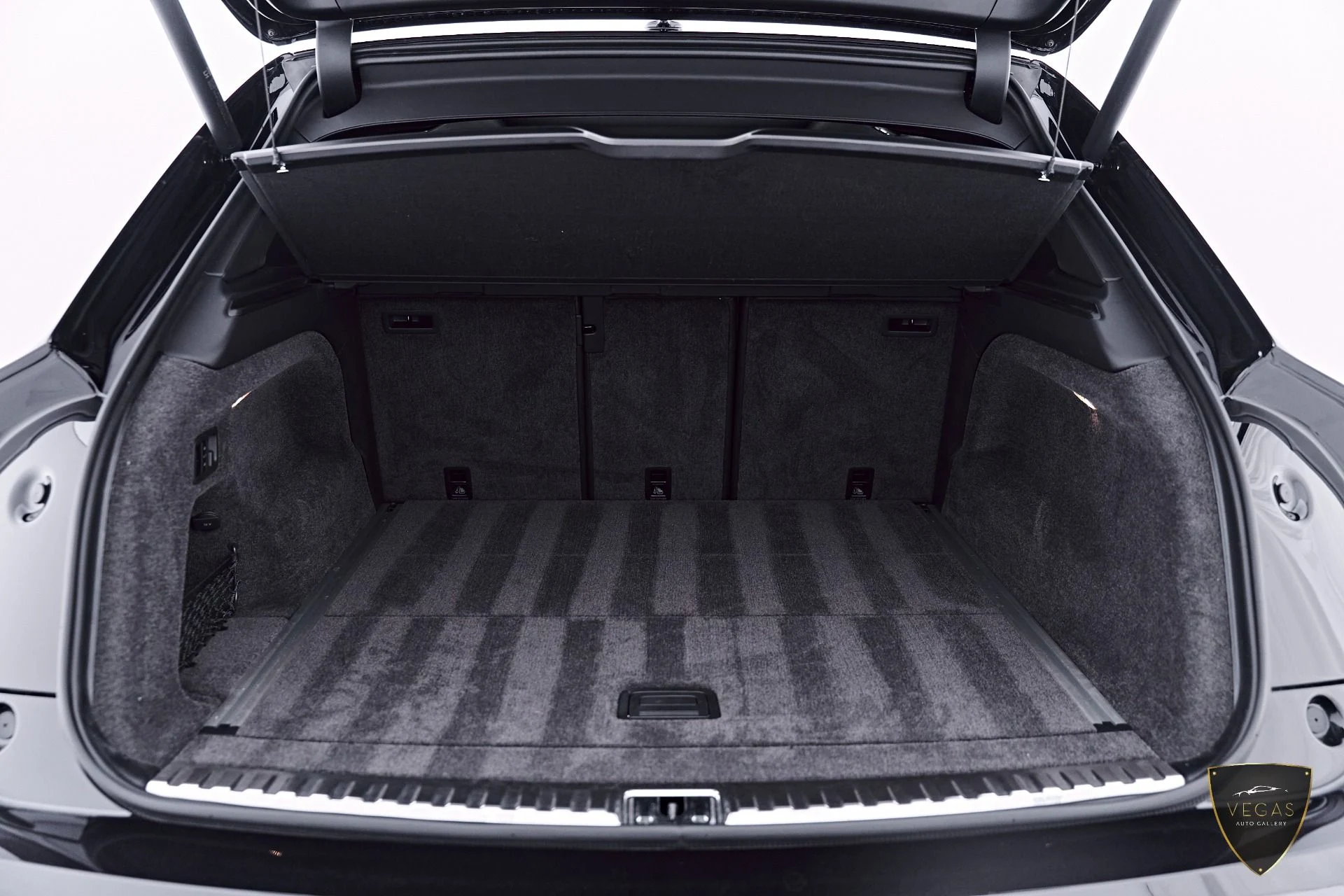 mph024_3802495986_Used_2024_Bentley_Bentayga_S_1783554477_ebee06e8cf