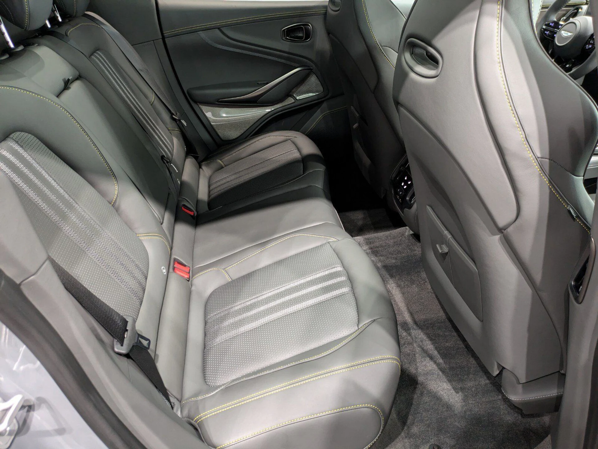 mph024_3805253297_52488a128e485c1d972622c2f55365f9_63cb4e41b8