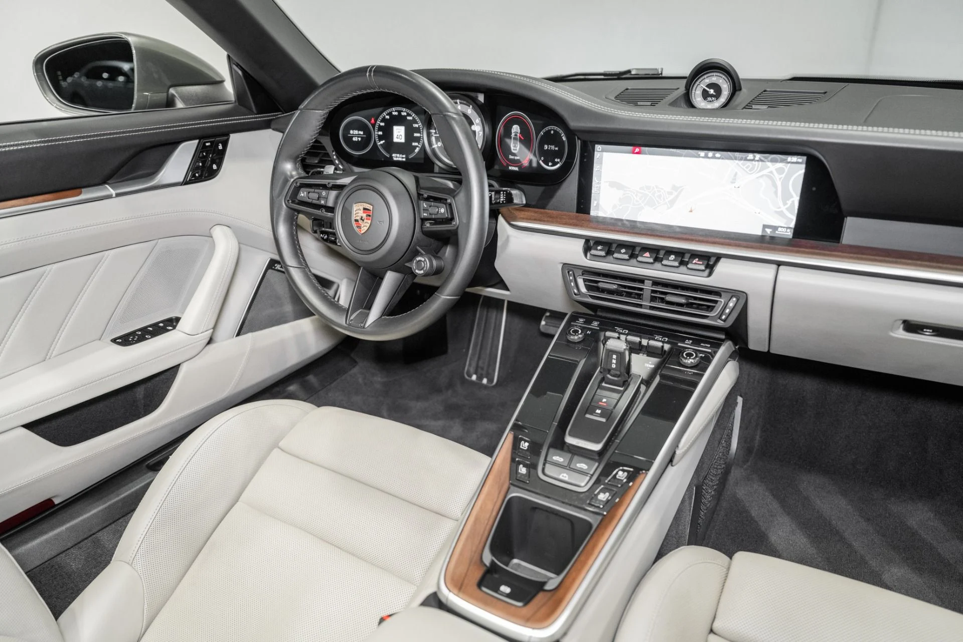 mph024_3821710300_Used_2021_Porsche_911_Turbo_S_1775321937_ae42ffe600