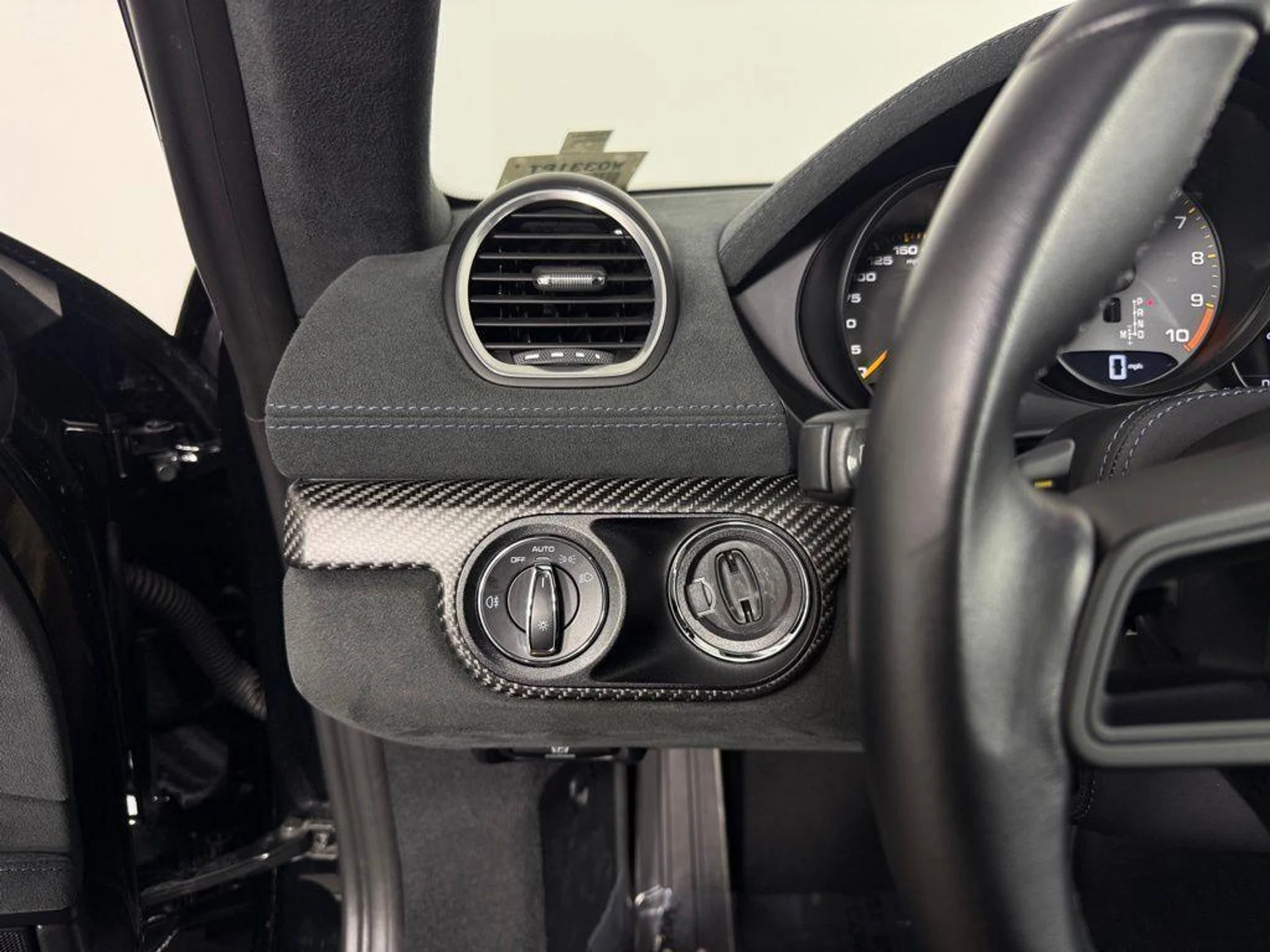 mph024_3829000764_qho_FS_1_N8_RG_Bts7_Jffo1r6up_J_Gk_c0002fc133